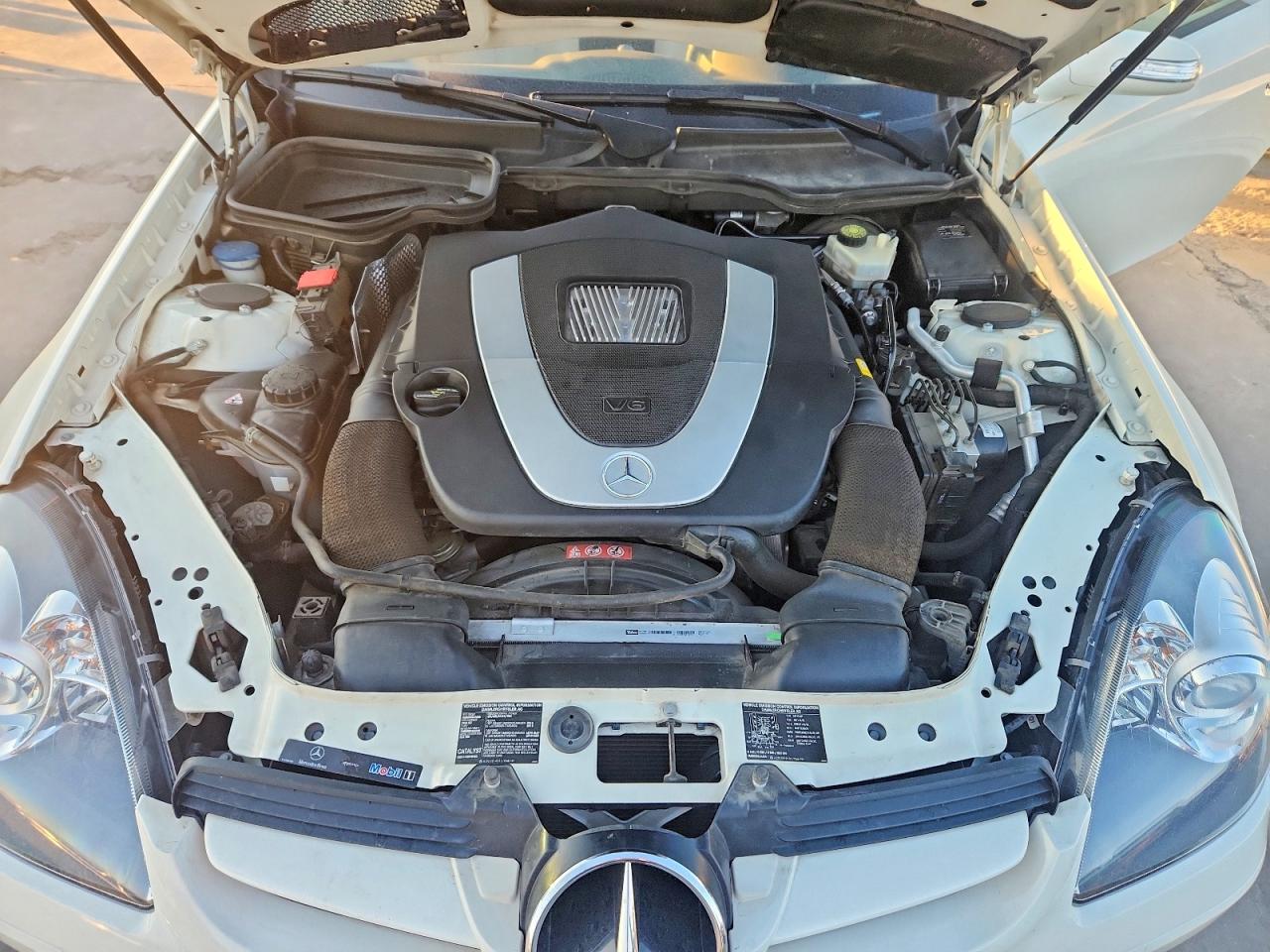 2007 Mercedes-benz Slk 280 White vin: WDBWK54F07F153371