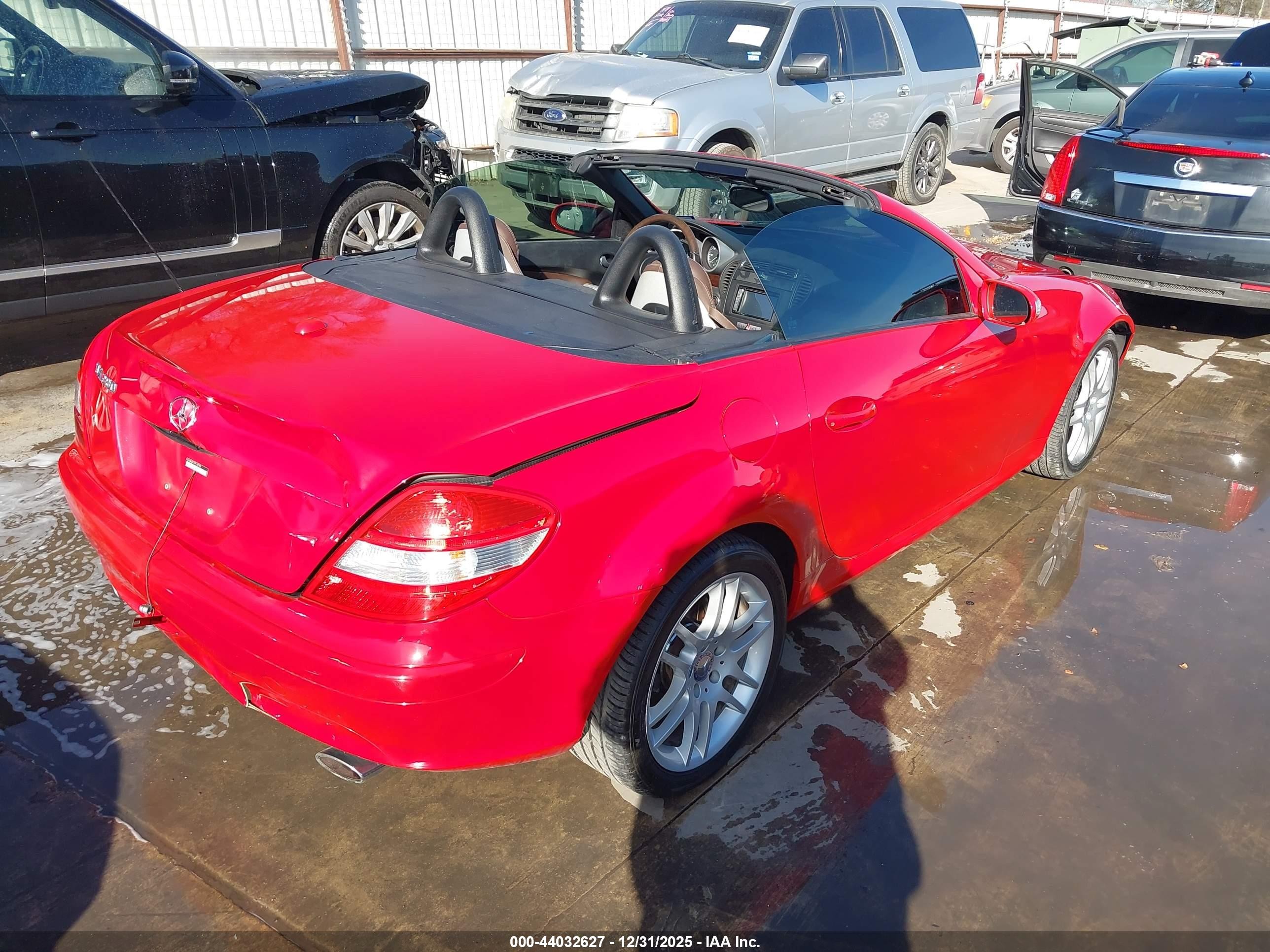 2007 Mercedes-benz Slk 280   Red vin: WDBWK54F07F157940