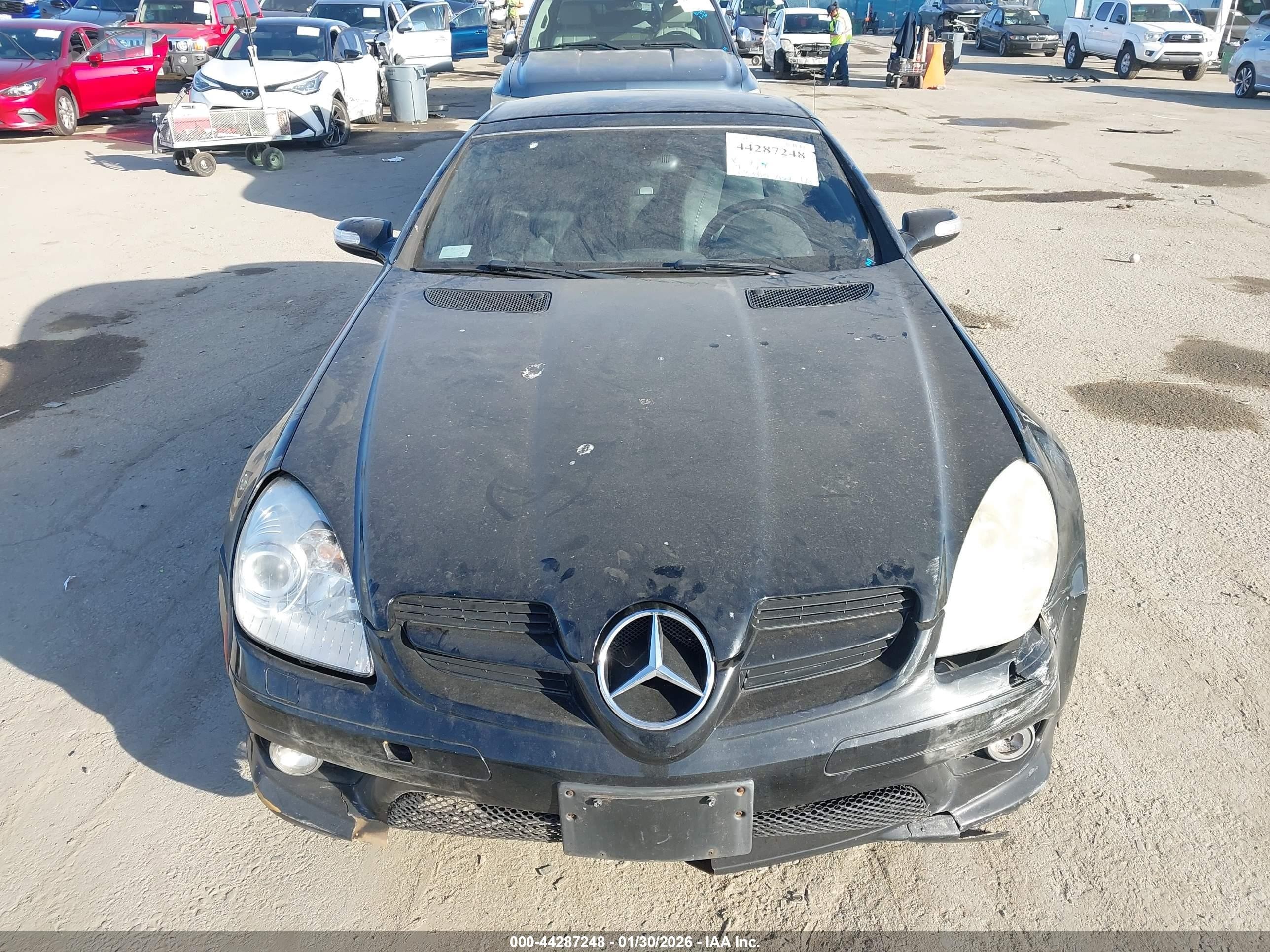 2008 Mercedes-benz Slk 280   Black vin: WDBWK54F08F173556