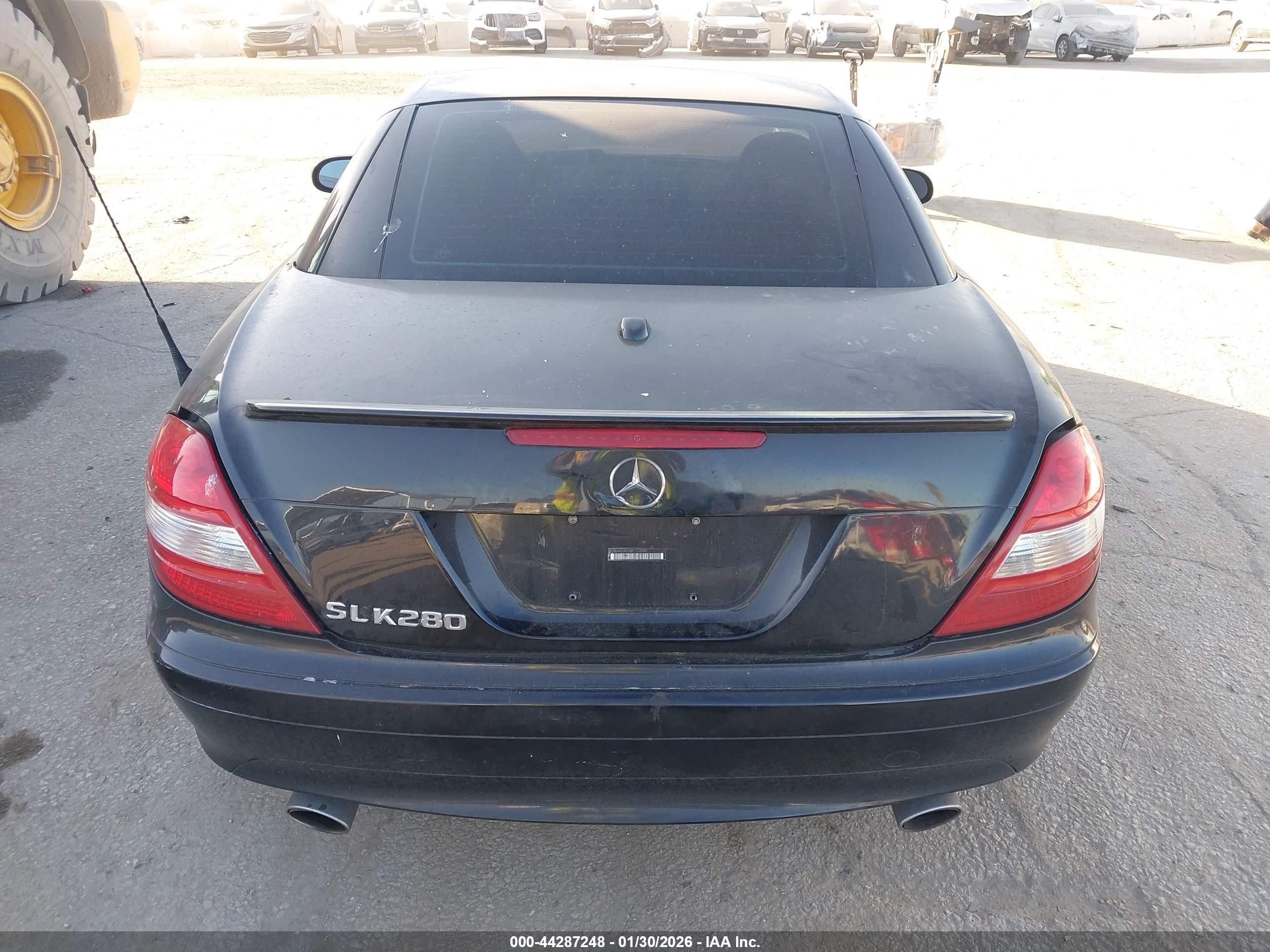 2008 Mercedes-benz Slk 280   Black vin: WDBWK54F08F173556