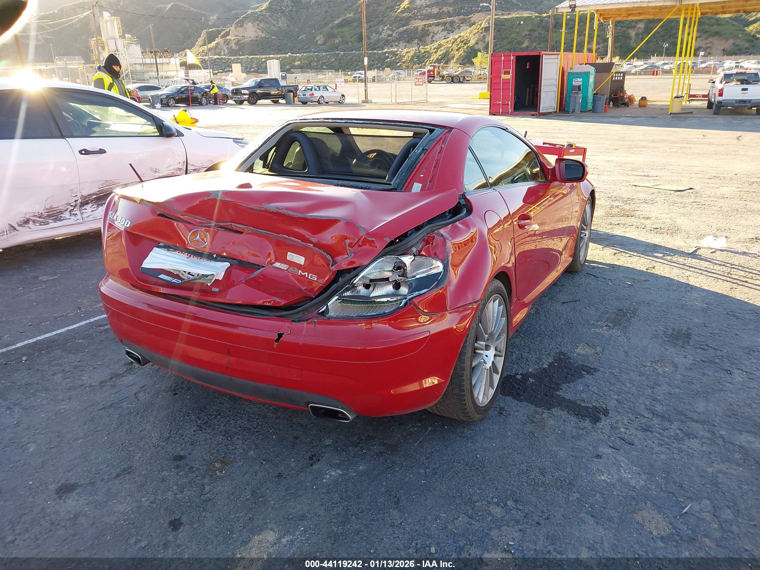 2009 Mercedes-benz Slk 300   Red vin: WDBWK54F09F215161