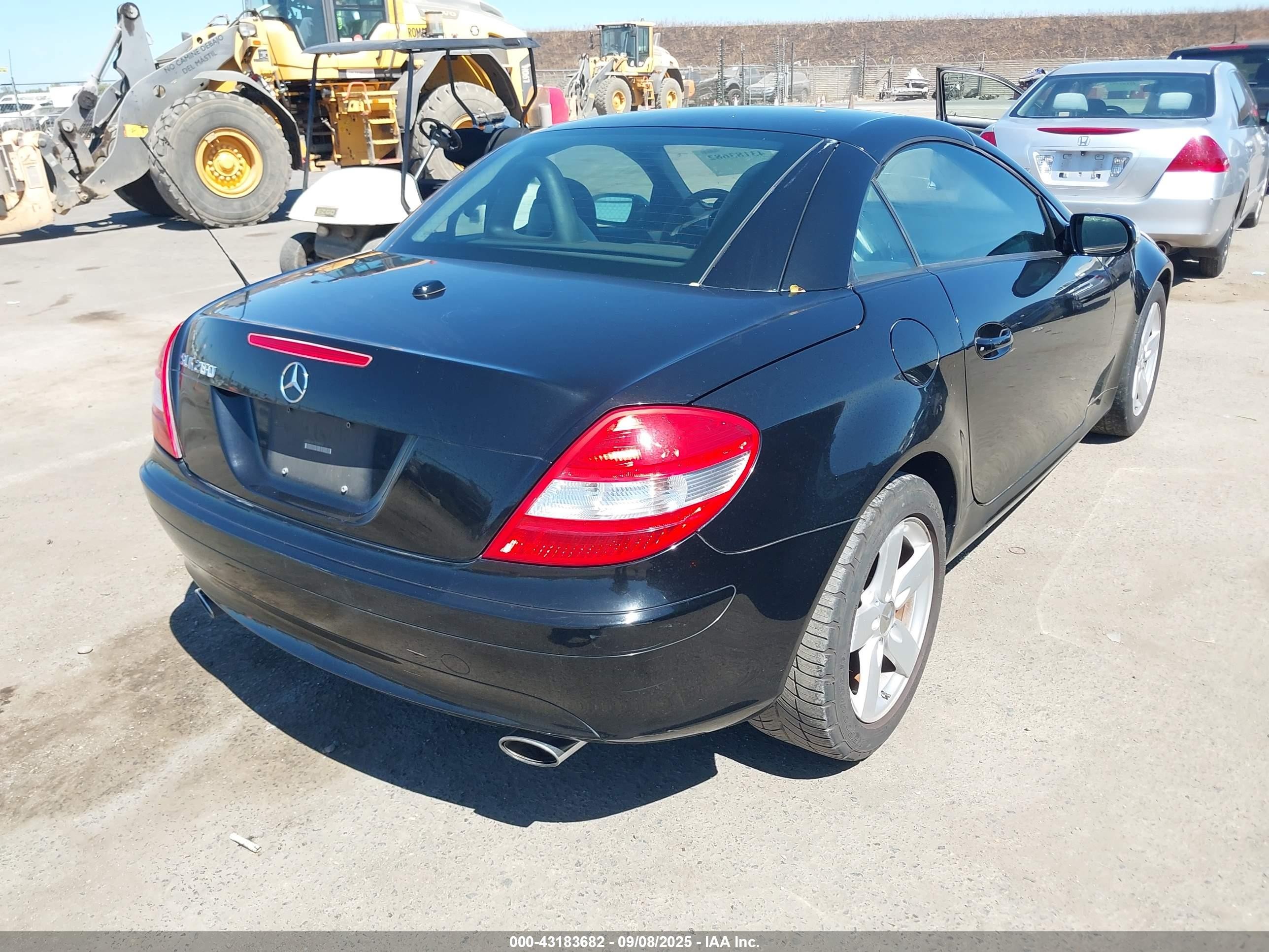 2007 Mercedes-benz Slk 280   Black vin: WDBWK54F17F135509