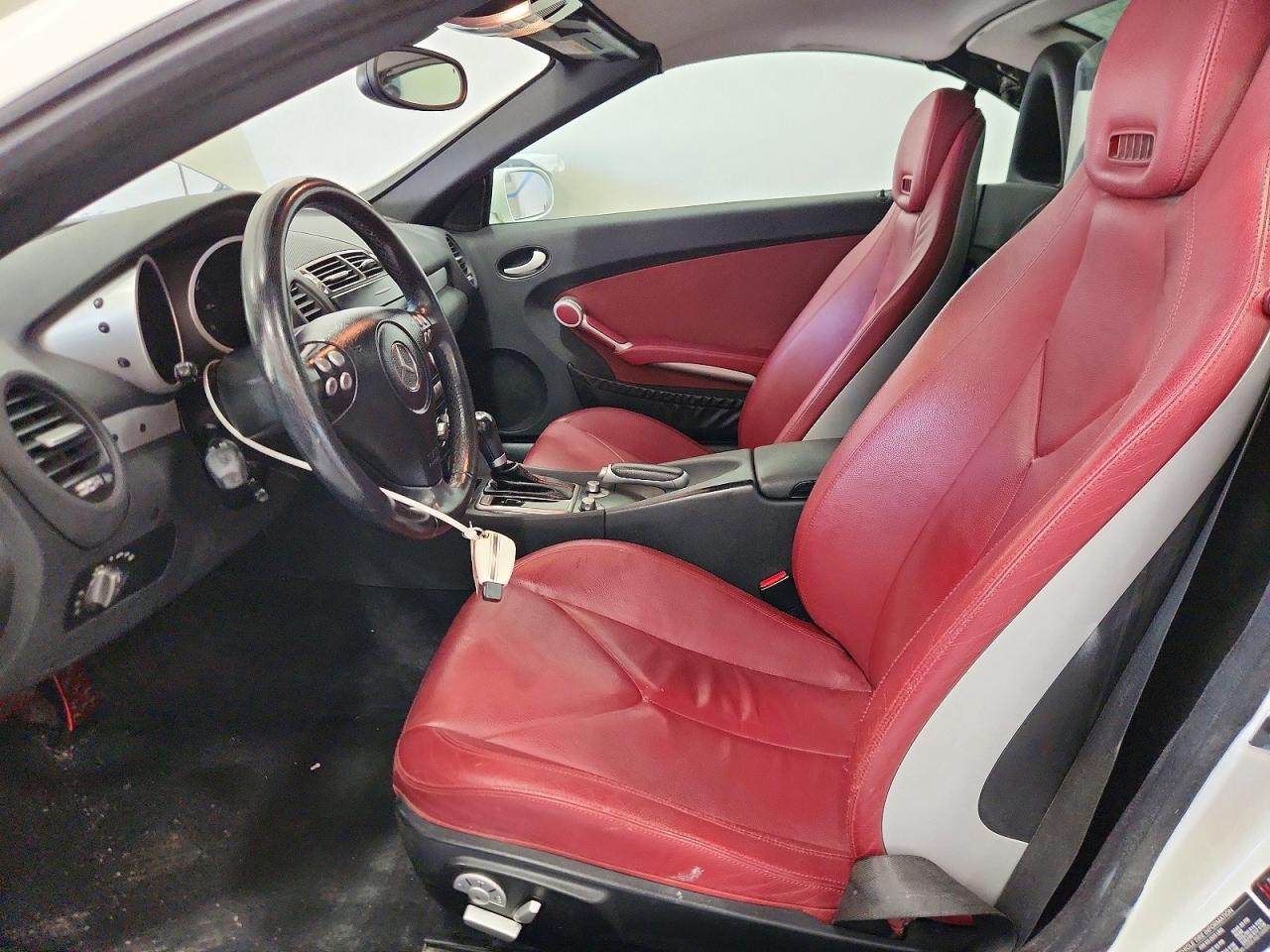 2006 Mercedes-benz Slk 280 White vin: WDBWK54F26F090871