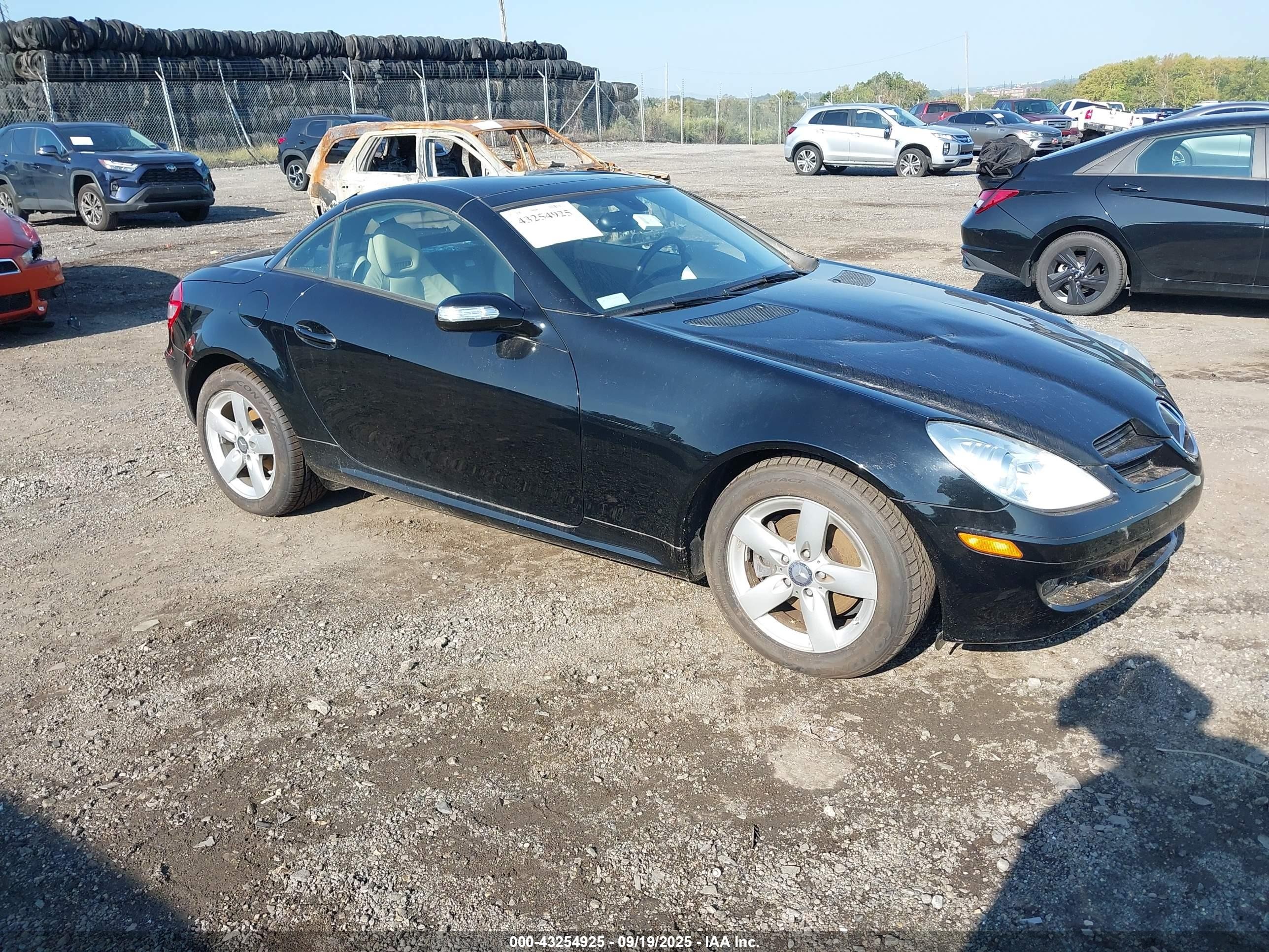 2008 Mercedes-benz Slk 280   Black vin: WDBWK54F28F177656