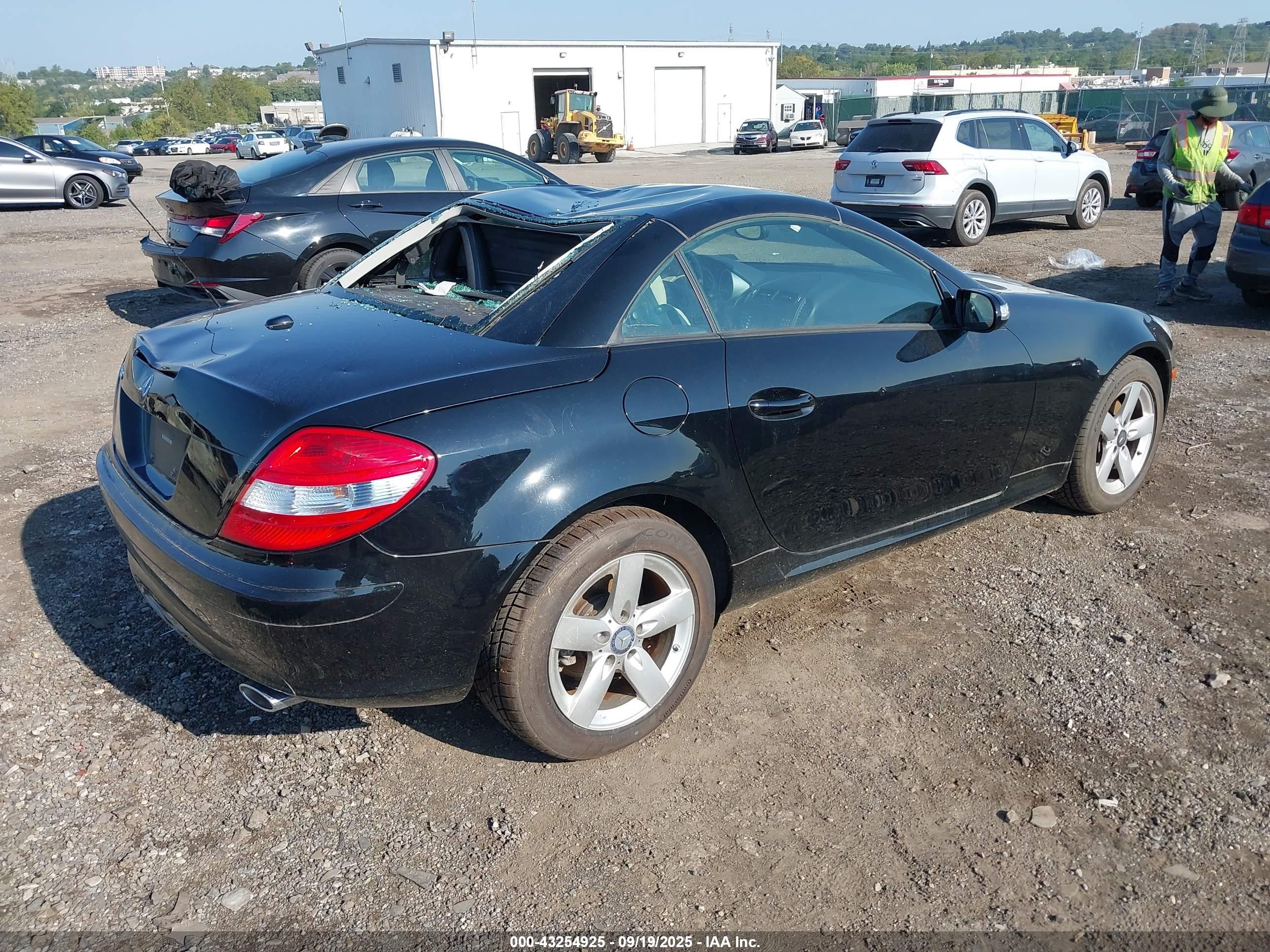 2008 Mercedes-benz Slk 280   Black vin: WDBWK54F28F177656