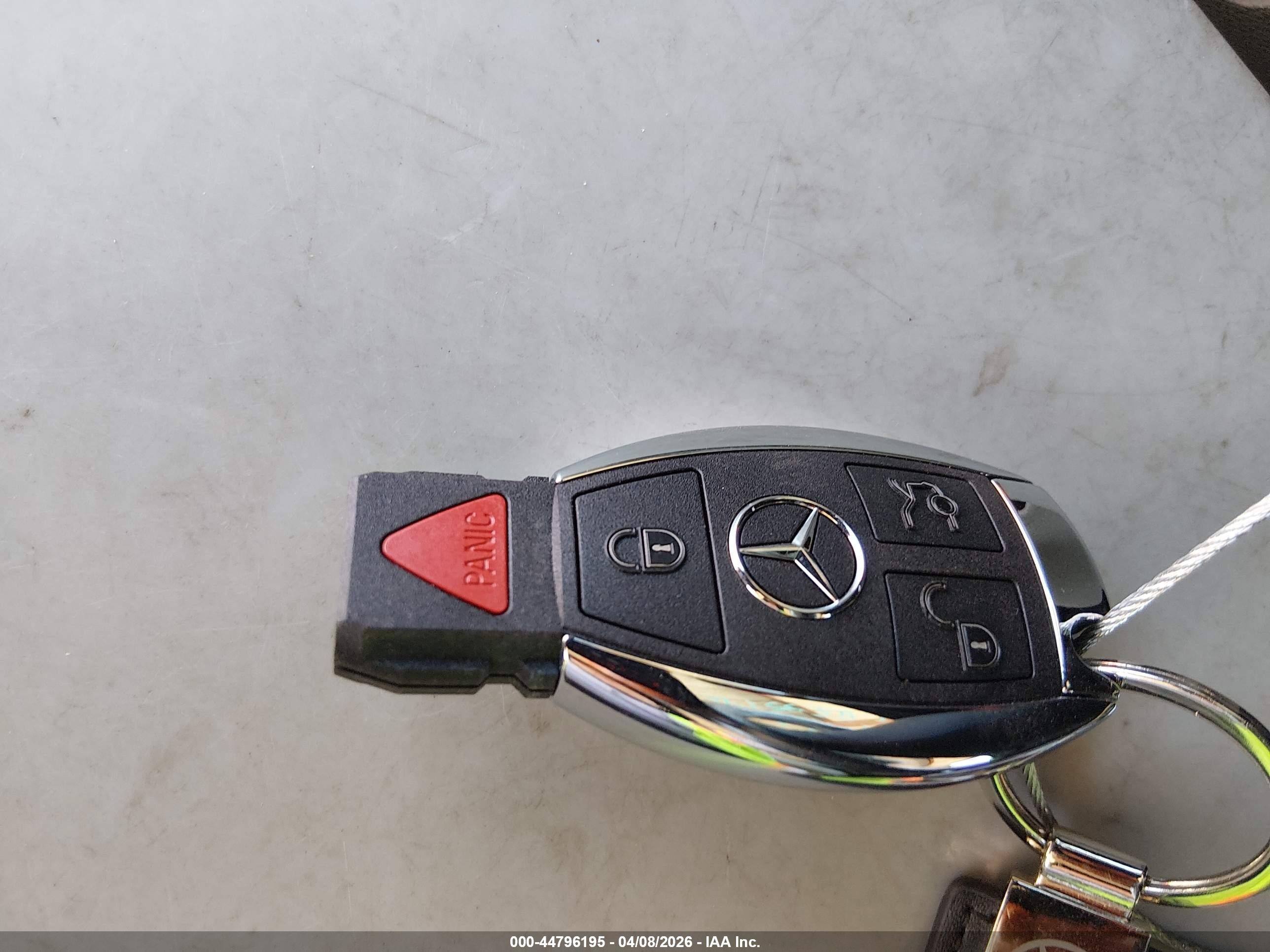 2009 Mercedes-benz Slk 300   Серебряный vin: WDBWK54F29F191008