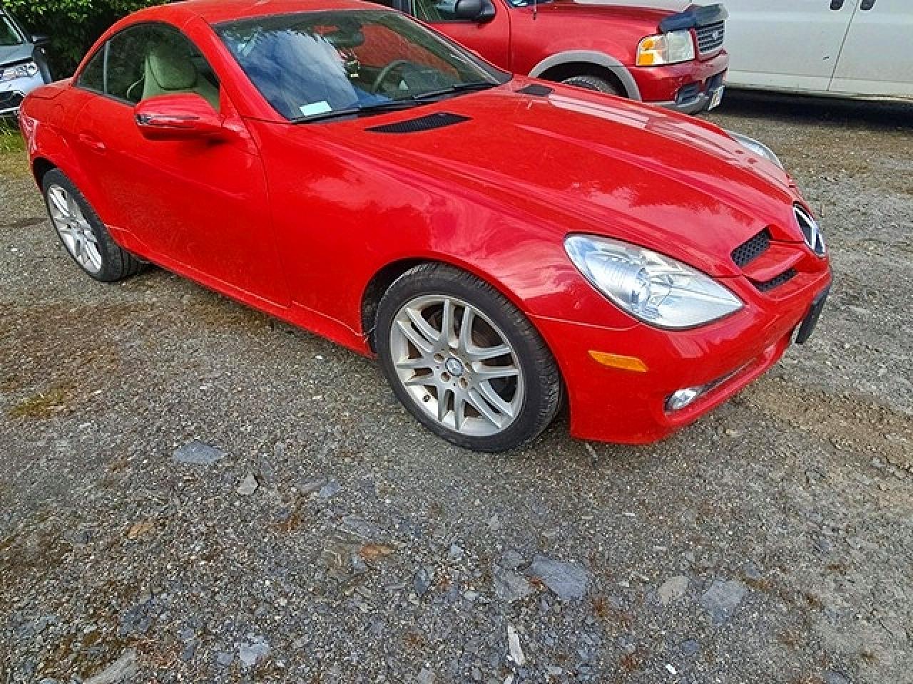 2009 Mercedes-benz Slk 300 Red vin: WDBWK54F29F191574