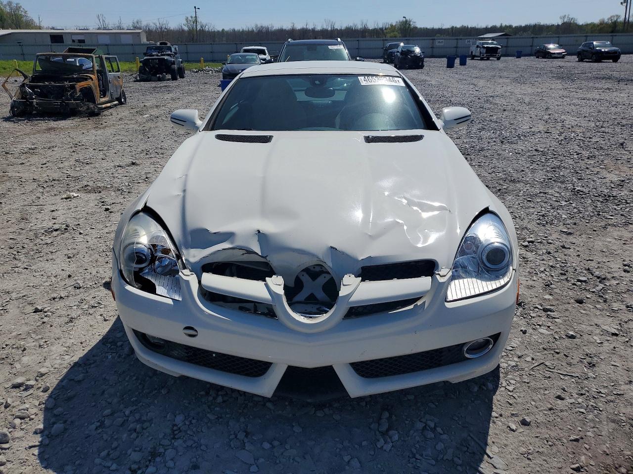 2009 Mercedes-benz Slk 300 White vin: WDBWK54F29F193017