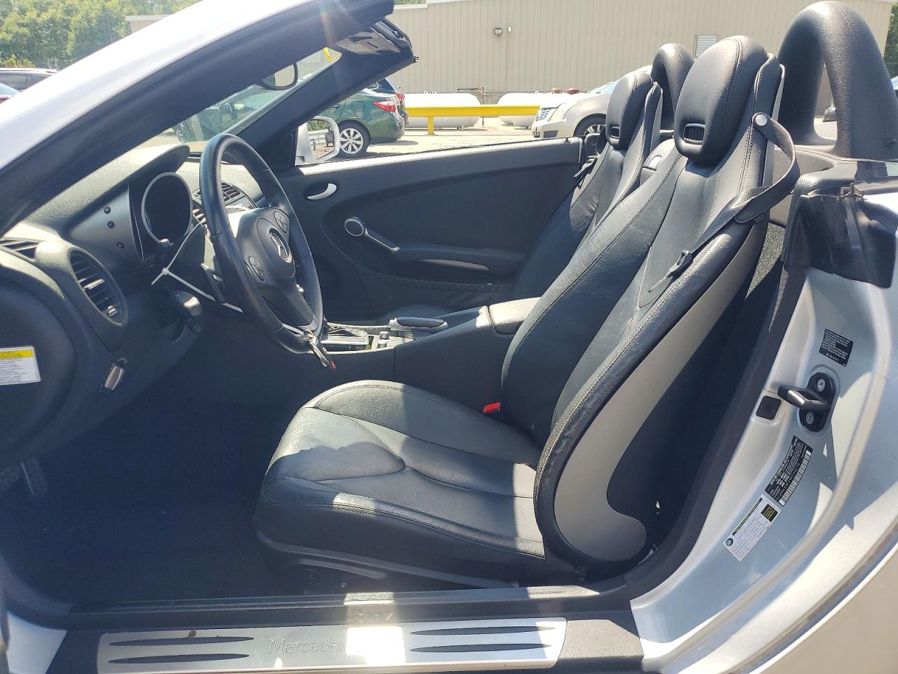 2009 Mercedes-benz Slk 300 Silver vin: WDBWK54F29F194278