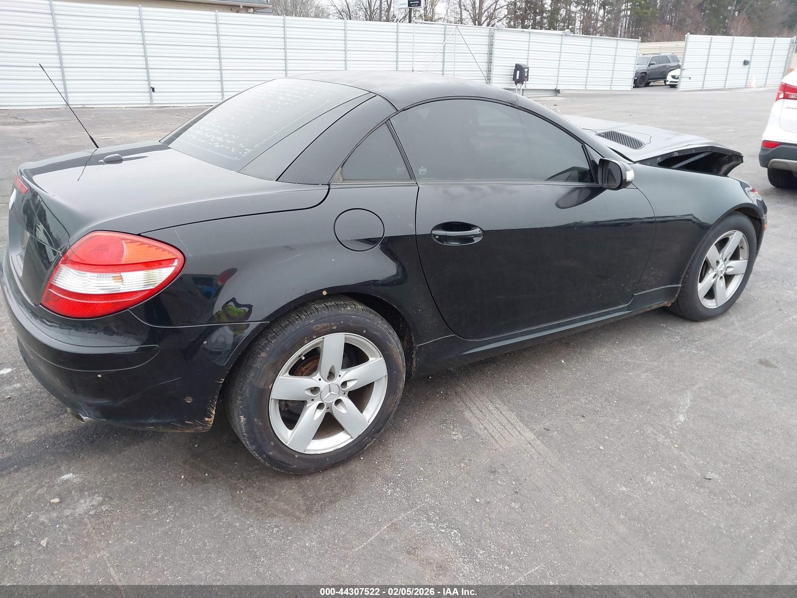 2007 Mercedes-benz Slk 280   Black vin: WDBWK54F37F134362