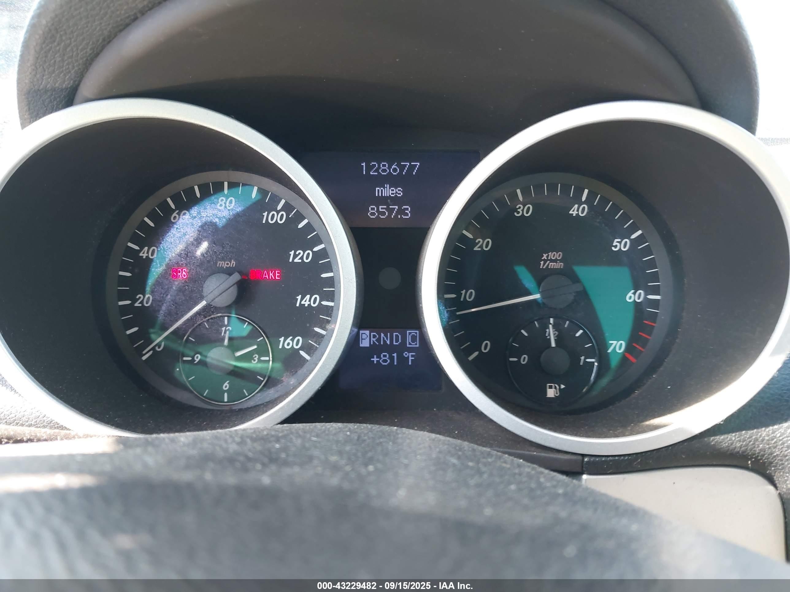 2007 Mercedes-benz Slk 280   Light Blue vin: WDBWK54F37F139920