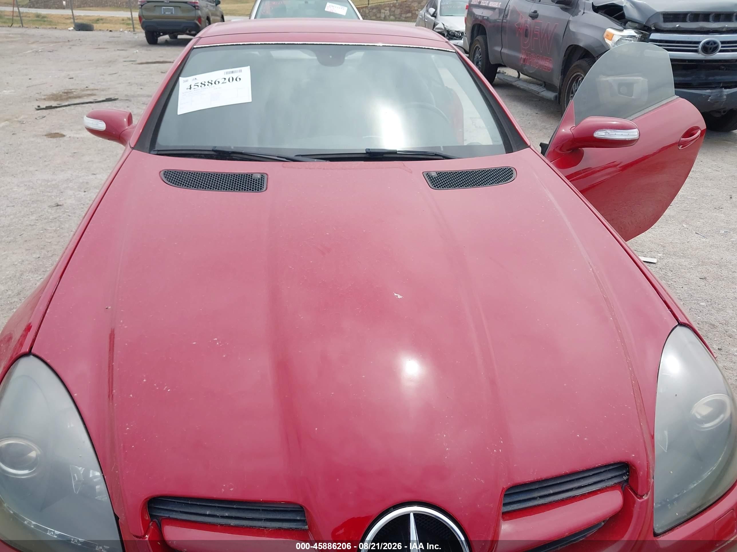 2006 Mercedes-benz Slk 280   Red vin: WDBWK54F46F099720