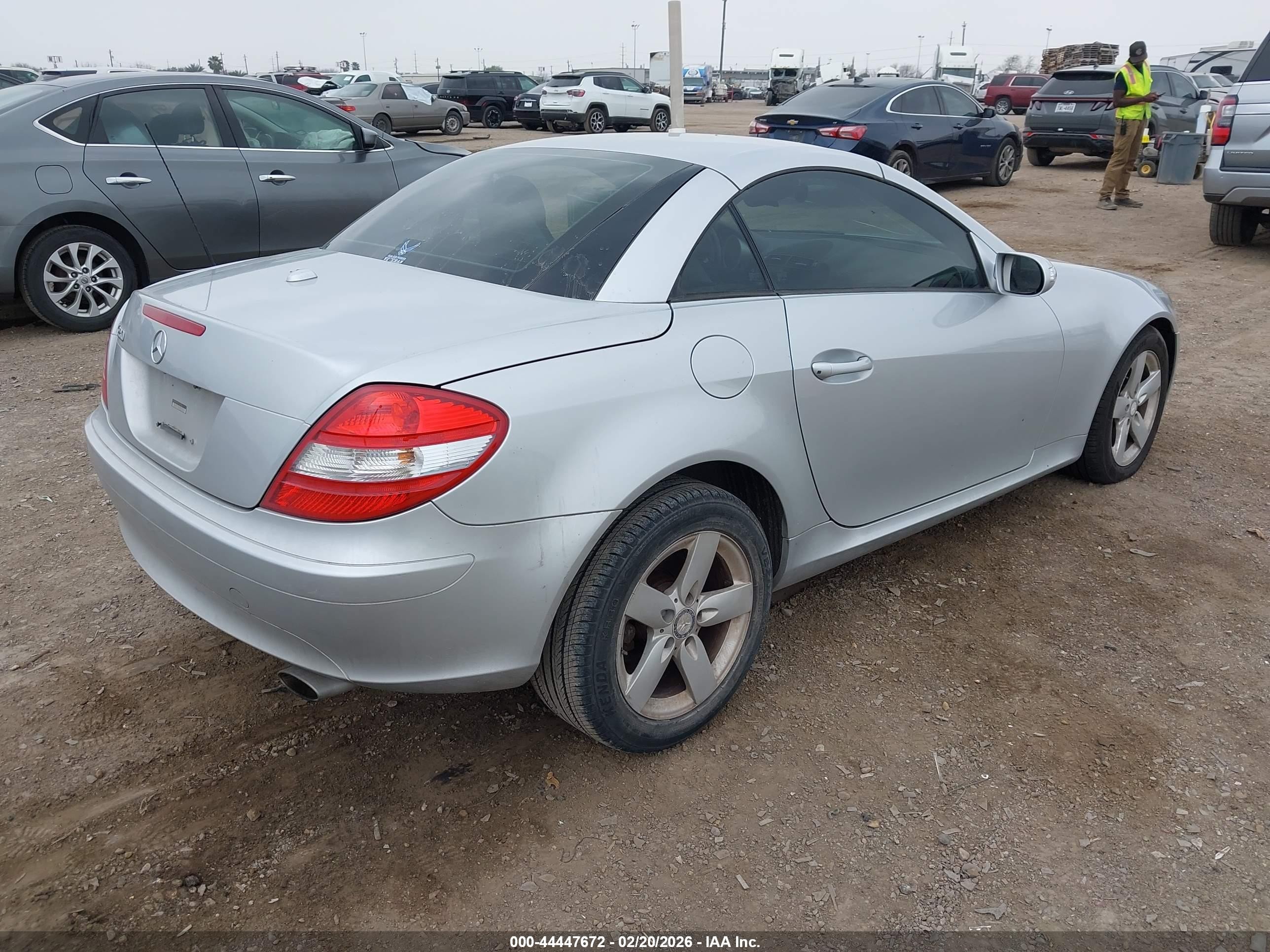 2007 Mercedes-benz Slk 280   Silver vin: WDBWK54F47F157522