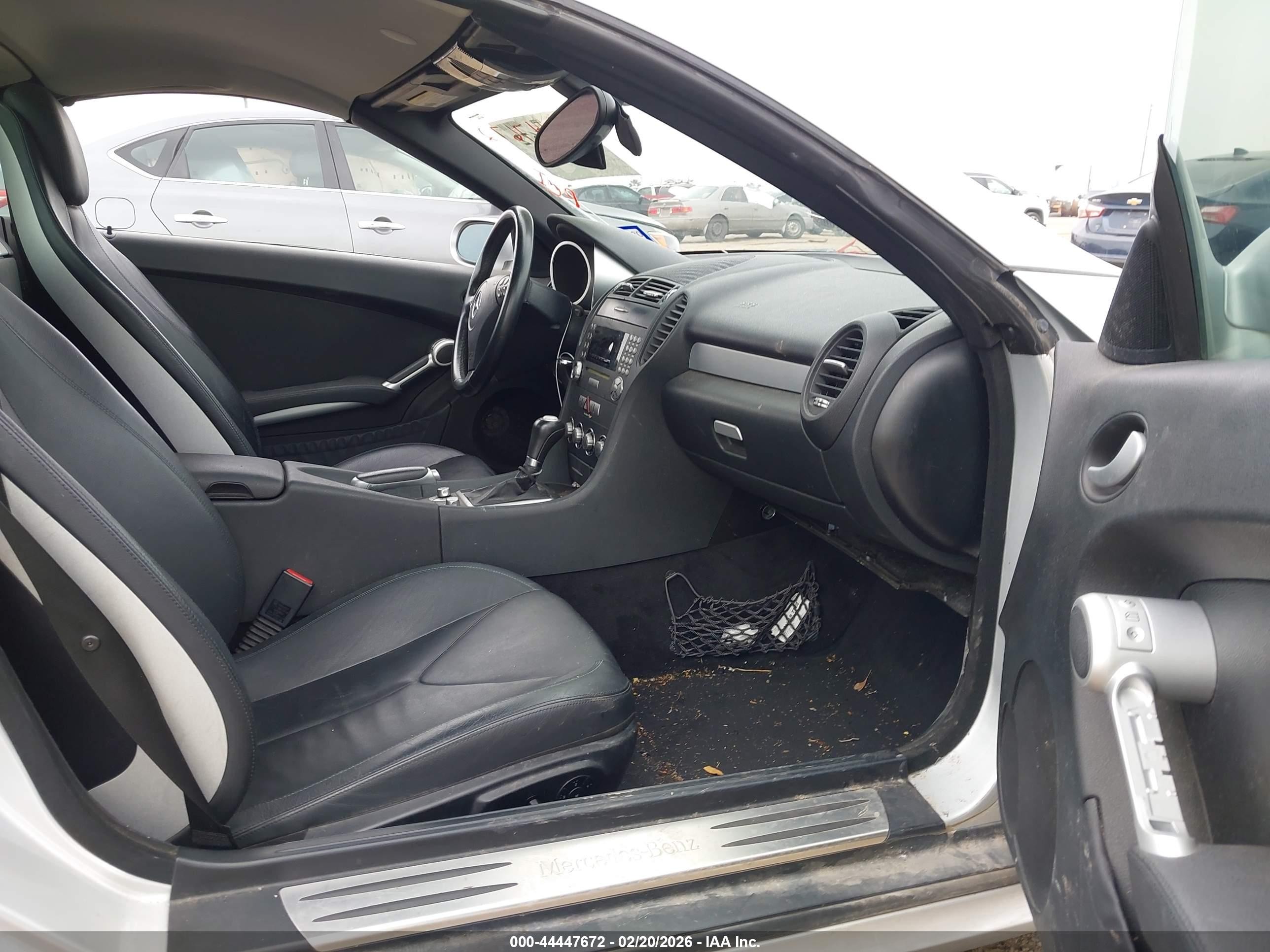 2007 Mercedes-benz Slk 280   Silver vin: WDBWK54F47F157522