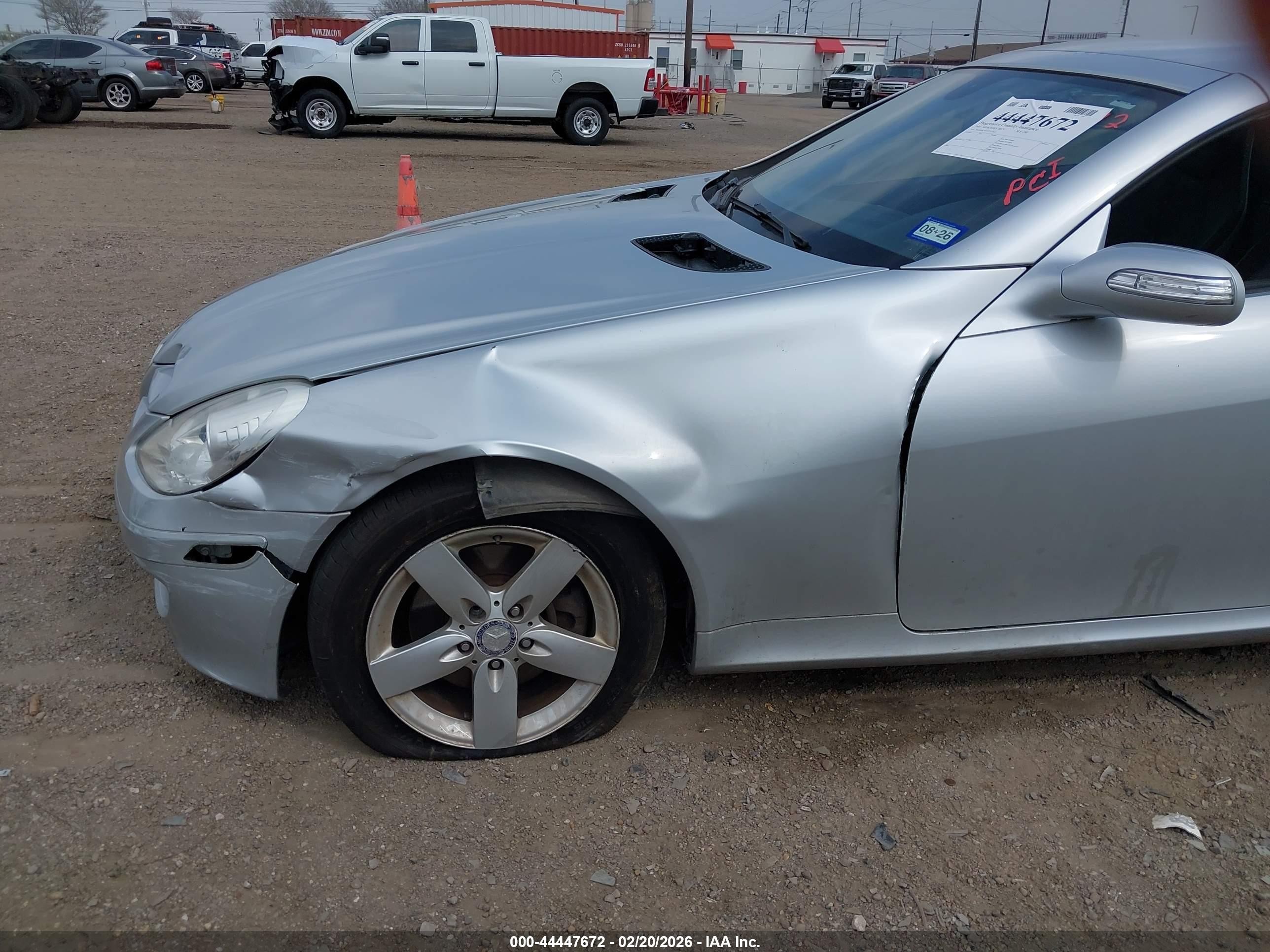 2007 Mercedes-benz Slk 280   Silver vin: WDBWK54F47F157522