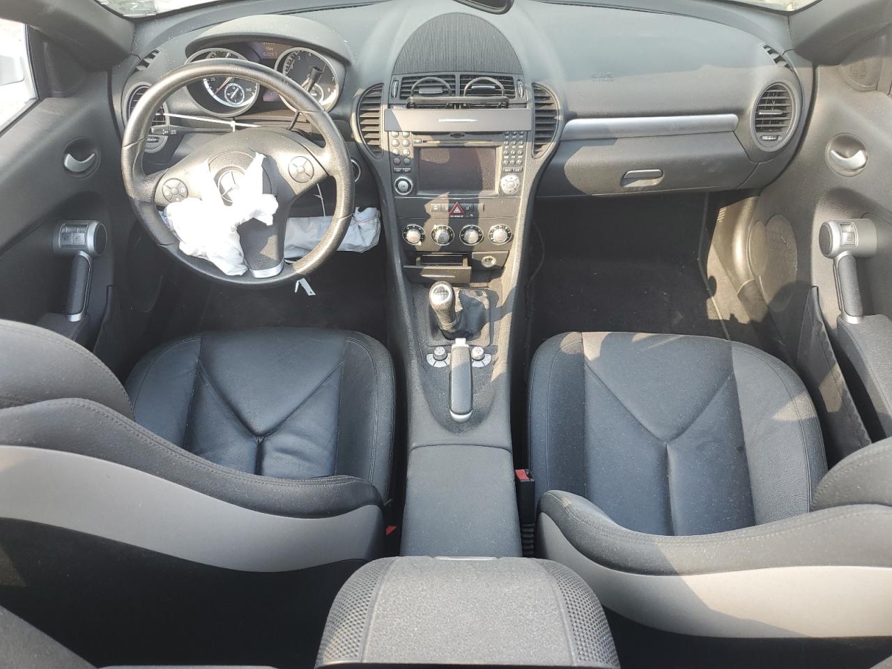 2009 Mercedes-benz Slk 300 Silver vin: WDBWK54F49F188028