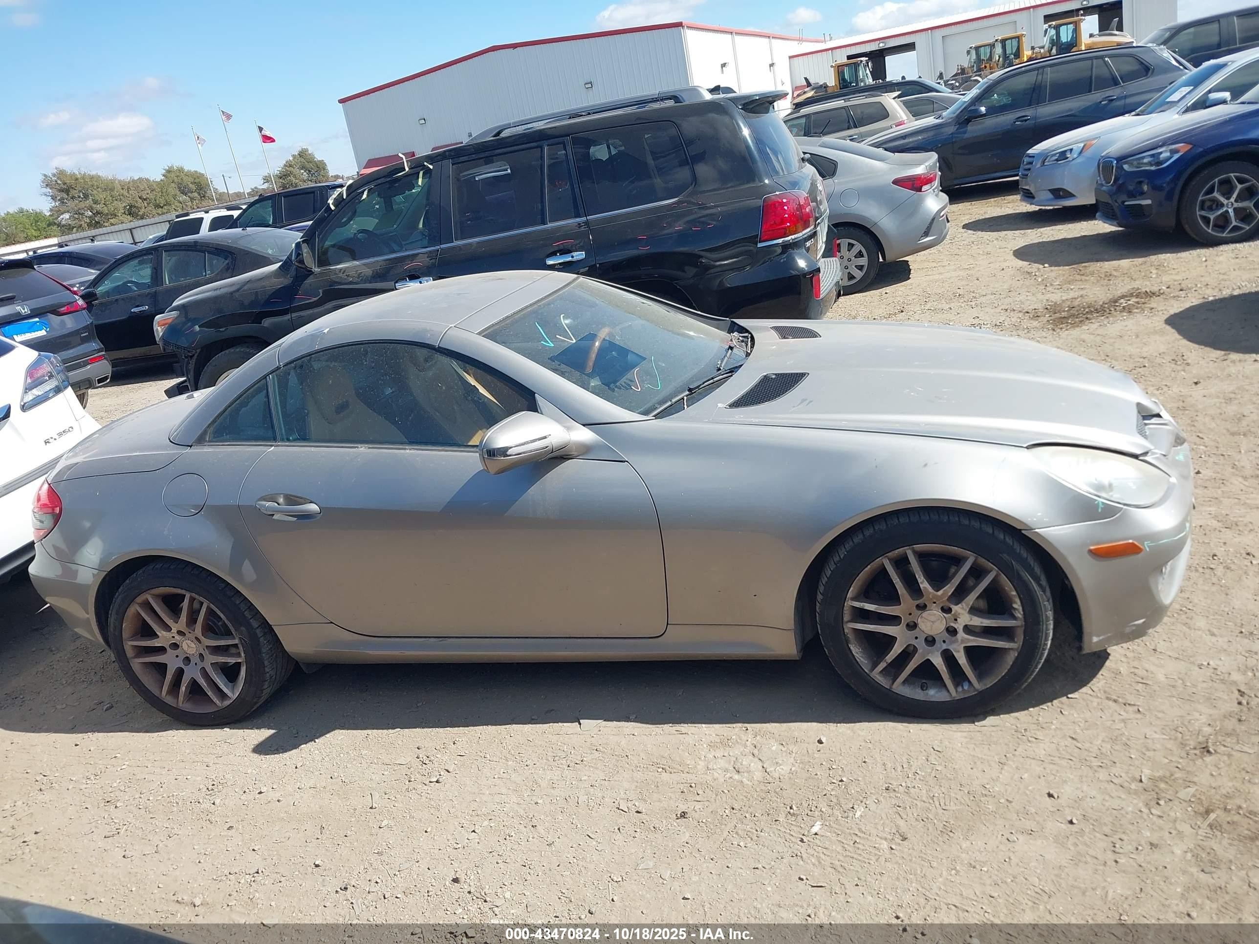 2009 Mercedes-benz Slk 300   Серебряный vin: WDBWK54F49F194444