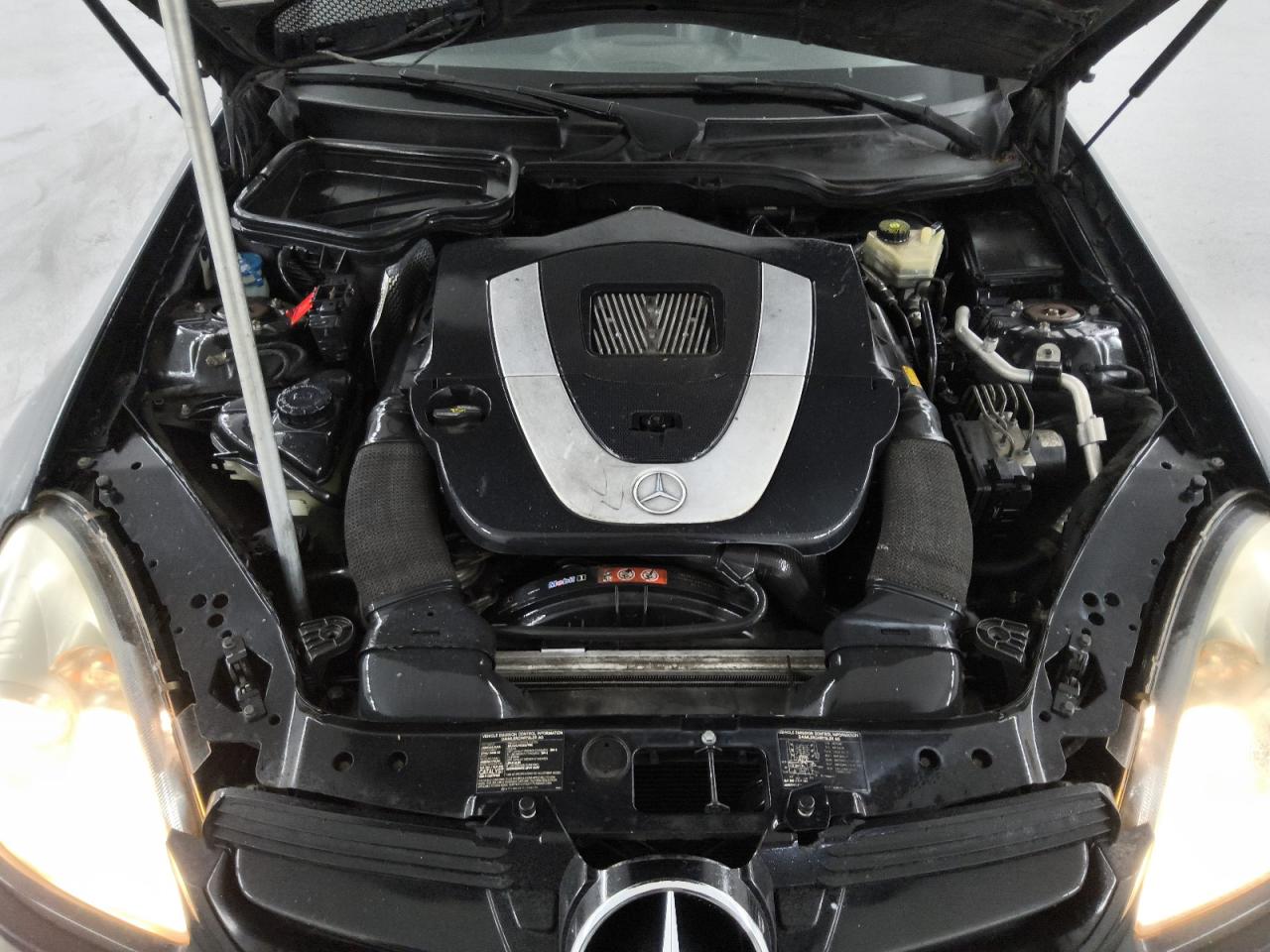 2006 Mercedes-benz Slk 280 Black vin: WDBWK54F56F124897 Damage: Left Head Lamp, Inoperable, Repair Required