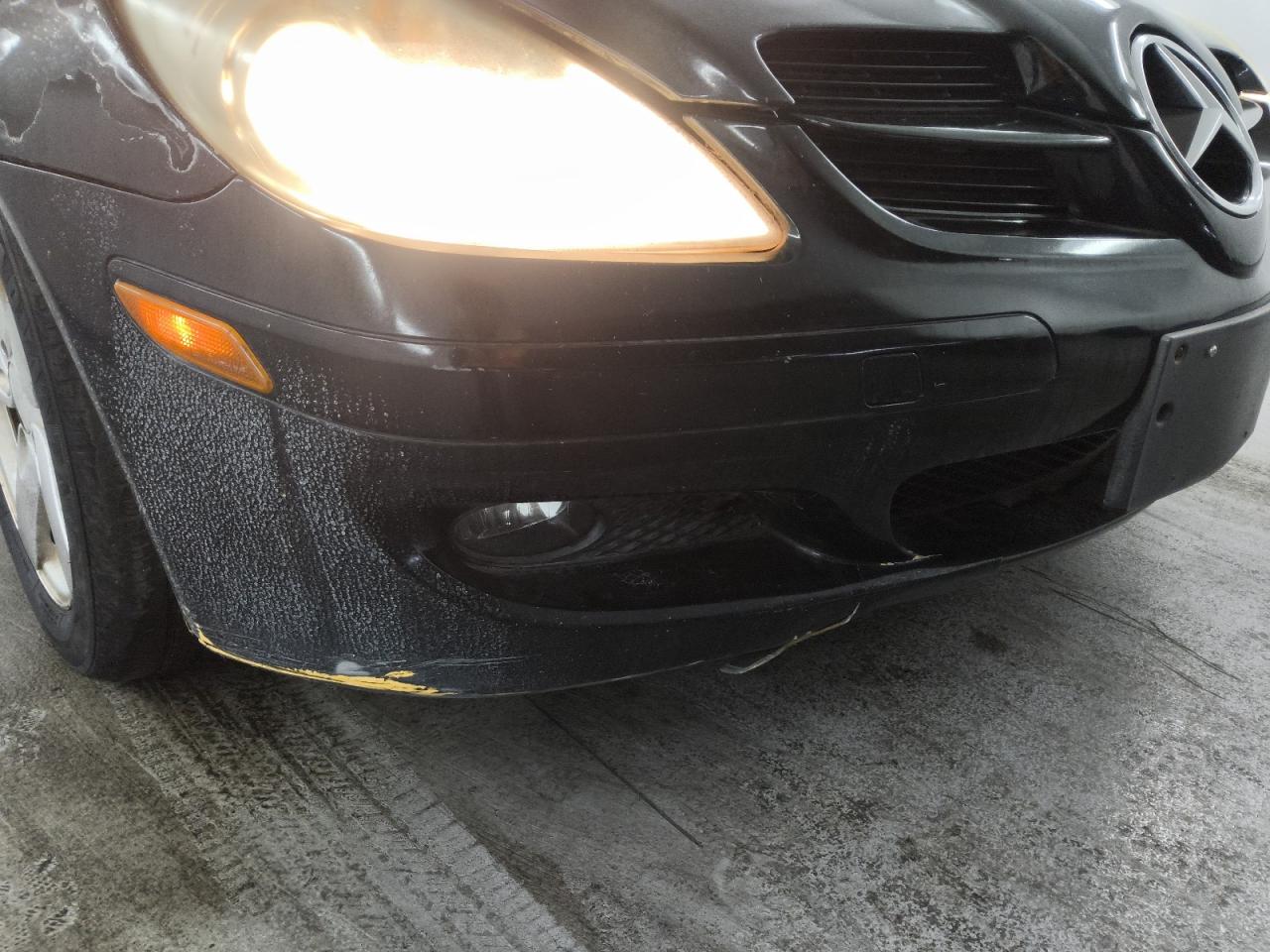 2006 Mercedes-benz Slk 280 Black vin: WDBWK54F56F124897 Damage: Front Bumper, Curb Rash, > 12 Inches