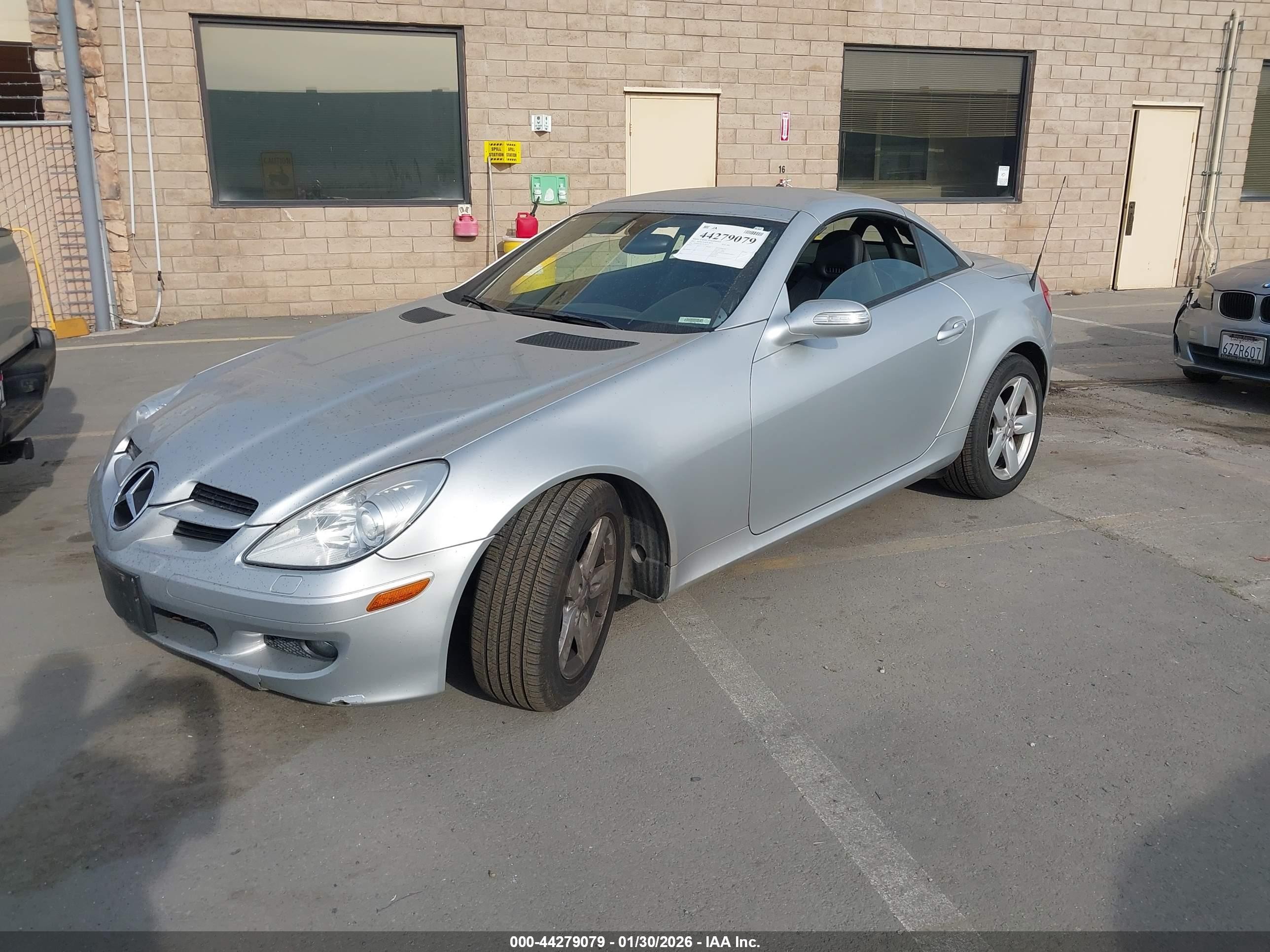 2007 Mercedes-benz Slk 280   Silver vin: WDBWK54F57F156279