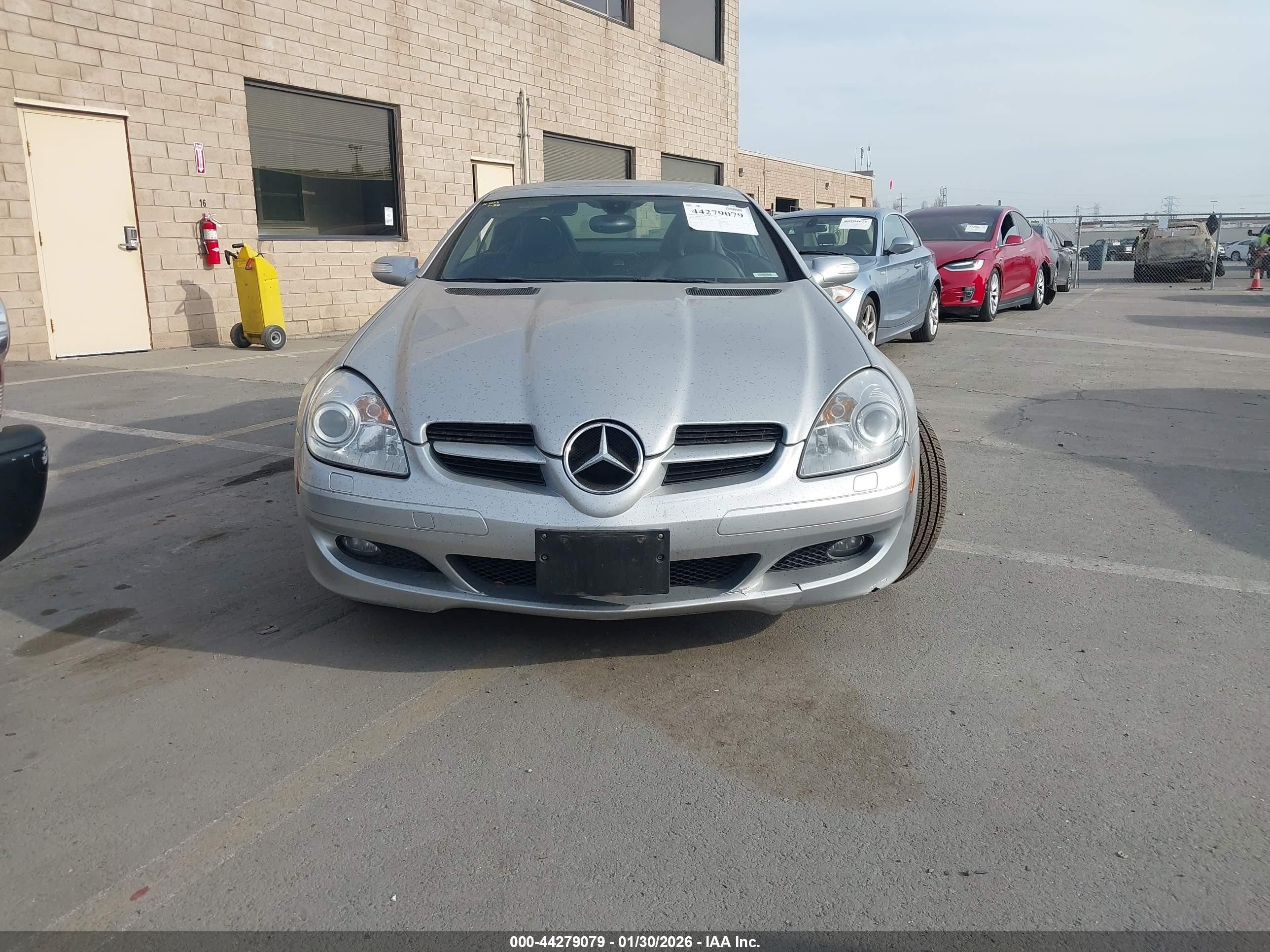 2007 Mercedes-benz Slk 280   Silver vin: WDBWK54F57F156279
