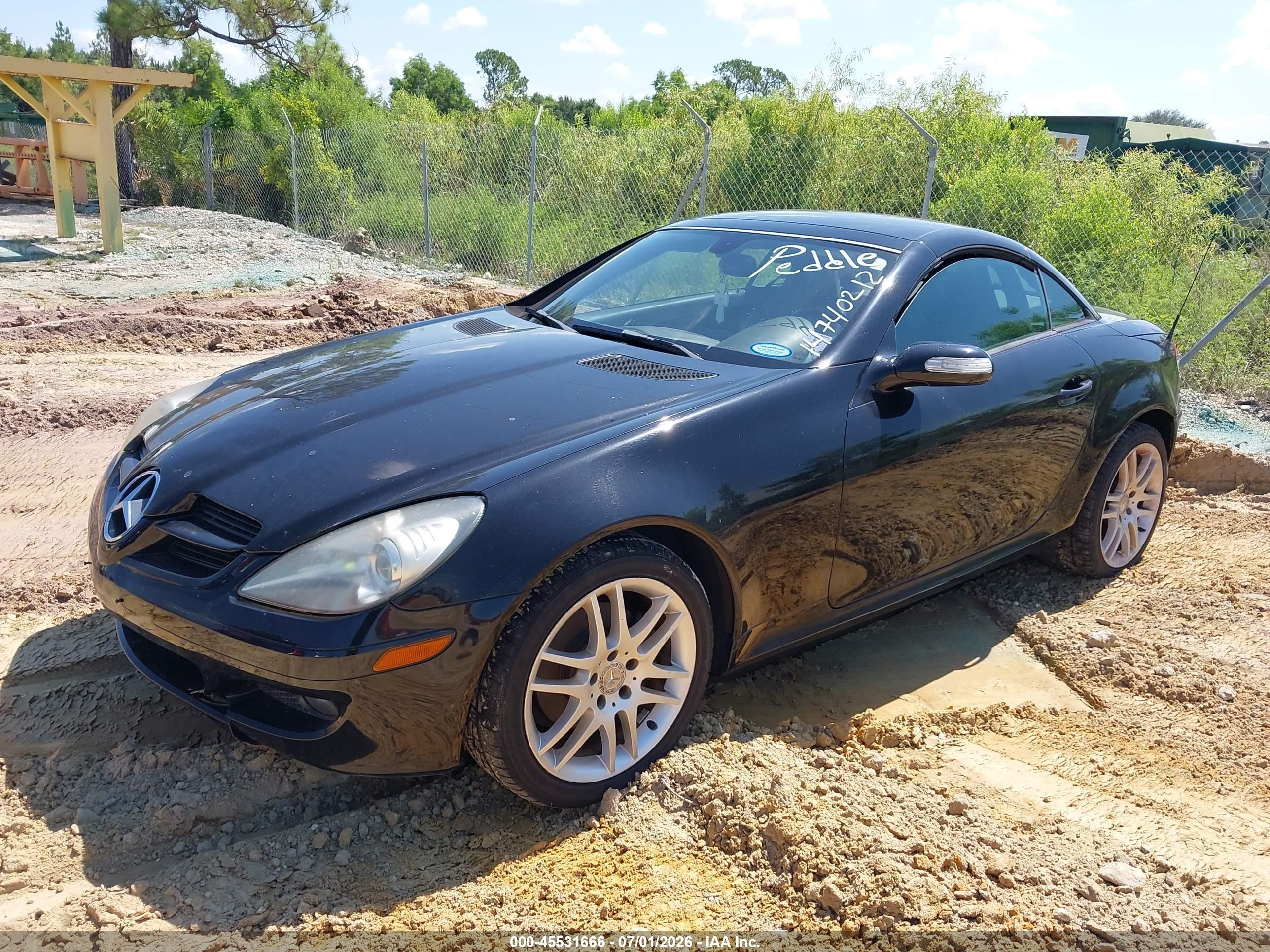 2007 Mercedes-benz Slk 280   Black vin: WDBWK54F57F158422