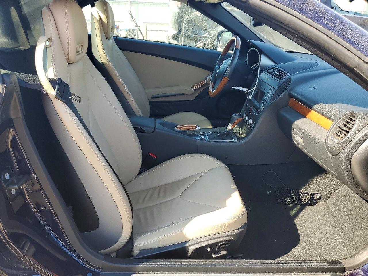 2009 Mercedes-benz Slk 300 Black vin: WDBWK54F59F210344