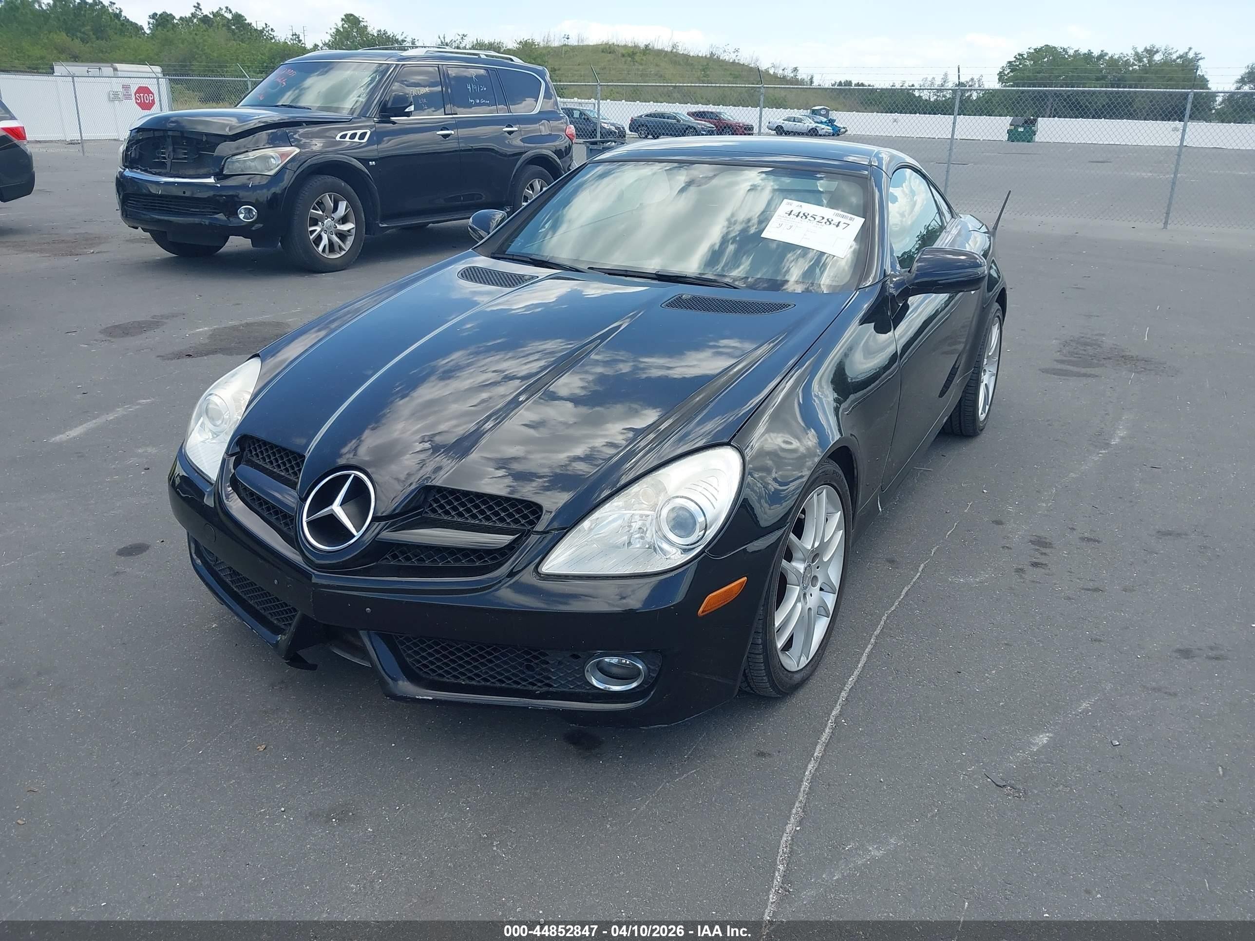 2009 Mercedes-benz Slk 300   Black vin: WDBWK54F59F215012