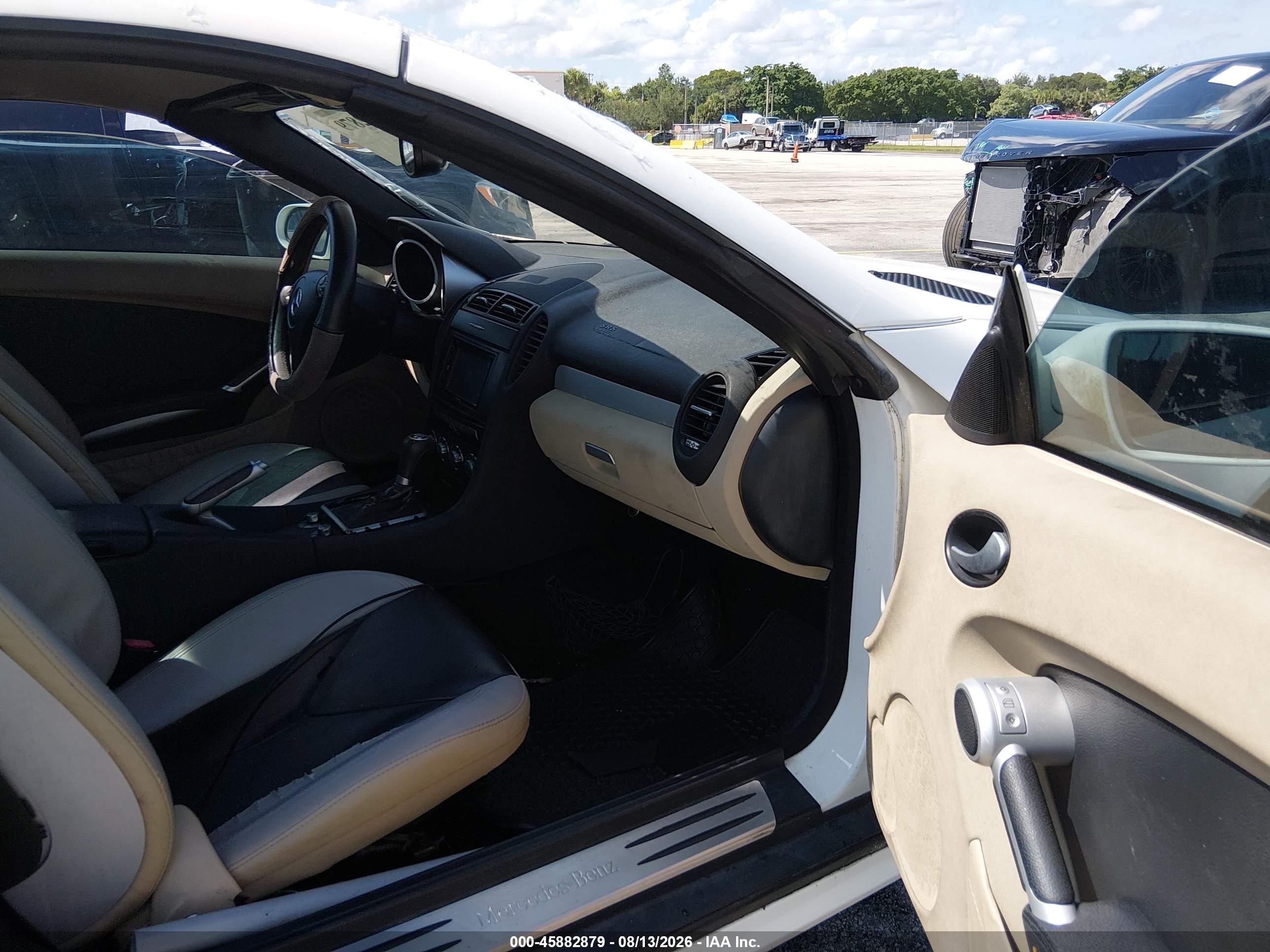 2006 Mercedes-benz Slk 280   White vin: WDBWK54F66F091697