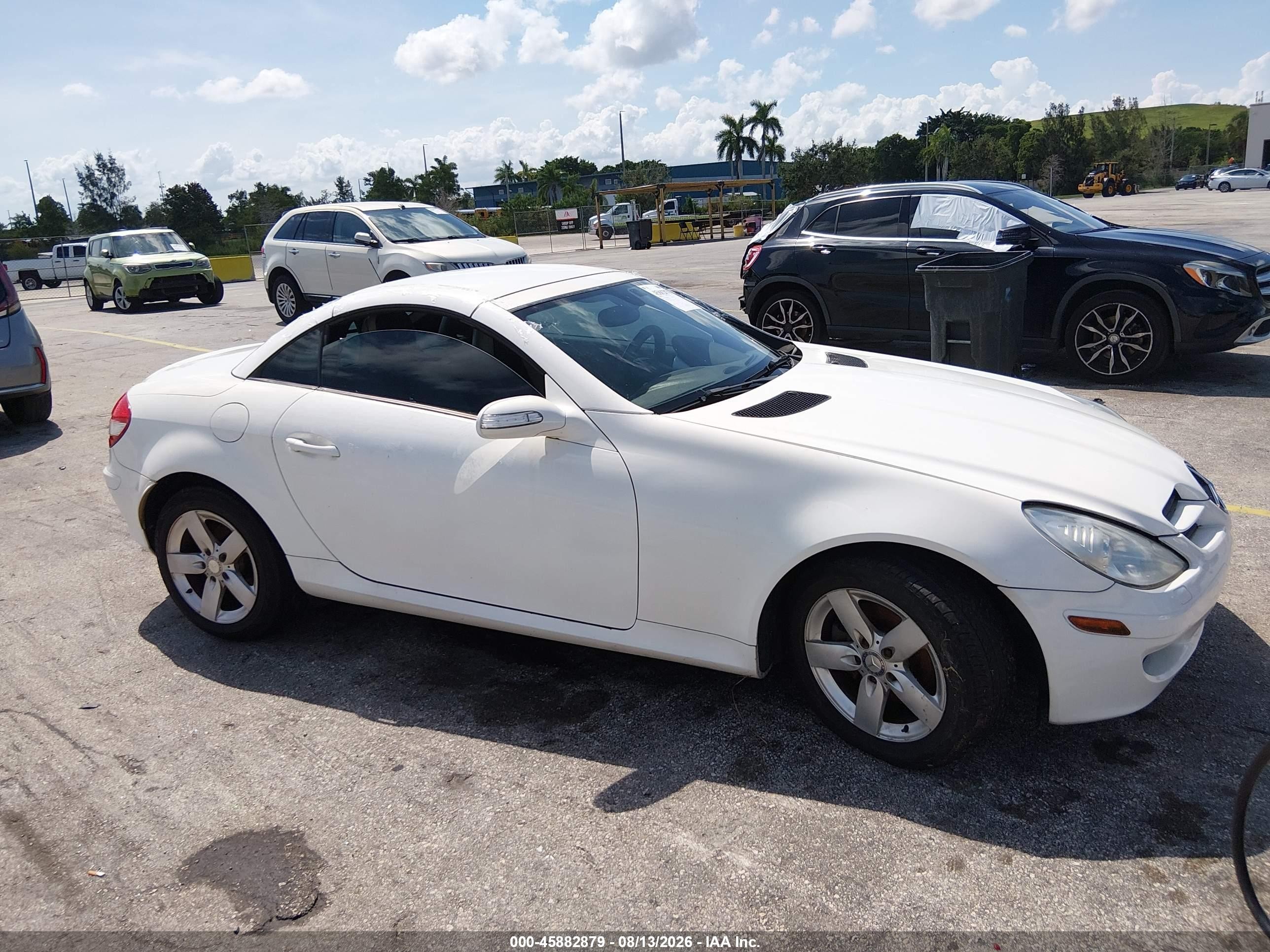 2006 Mercedes-benz Slk 280   White vin: WDBWK54F66F091697
