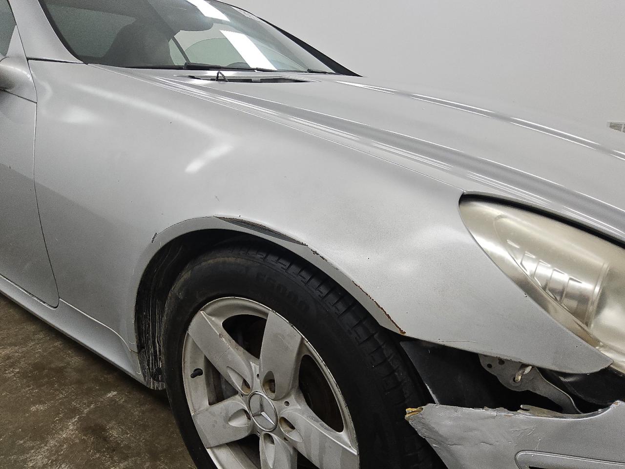 2006 Mercedes-benz Slk 280 Silver vin: WDBWK54F66F129591 Damage: Right Front Fender, Multiple Scratches Heavy, 2