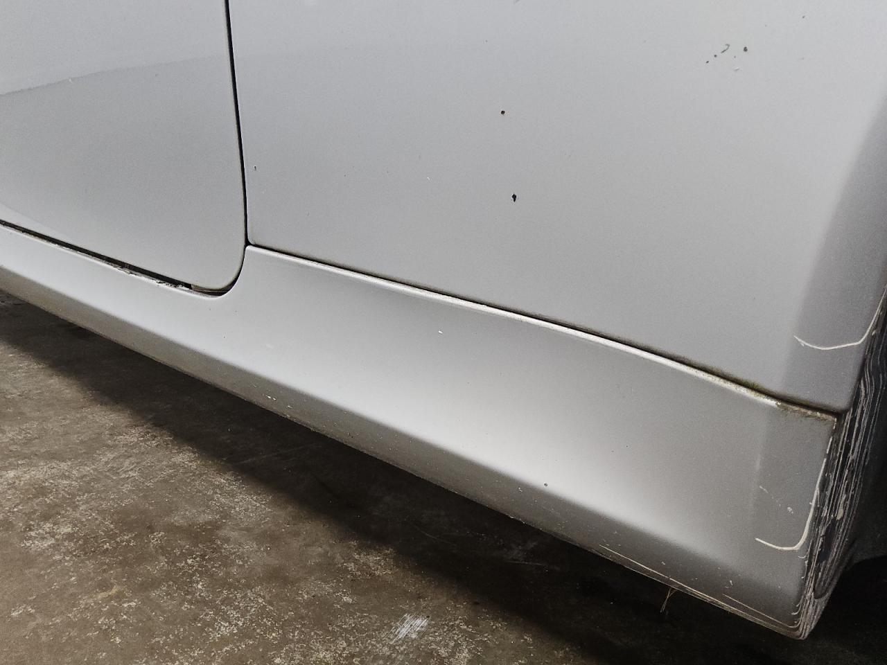 2006 Mercedes-benz Slk 280 Silver vin: WDBWK54F66F129591 Damage: Right Rocker Panel, Multiple Scratches Heavy, 2