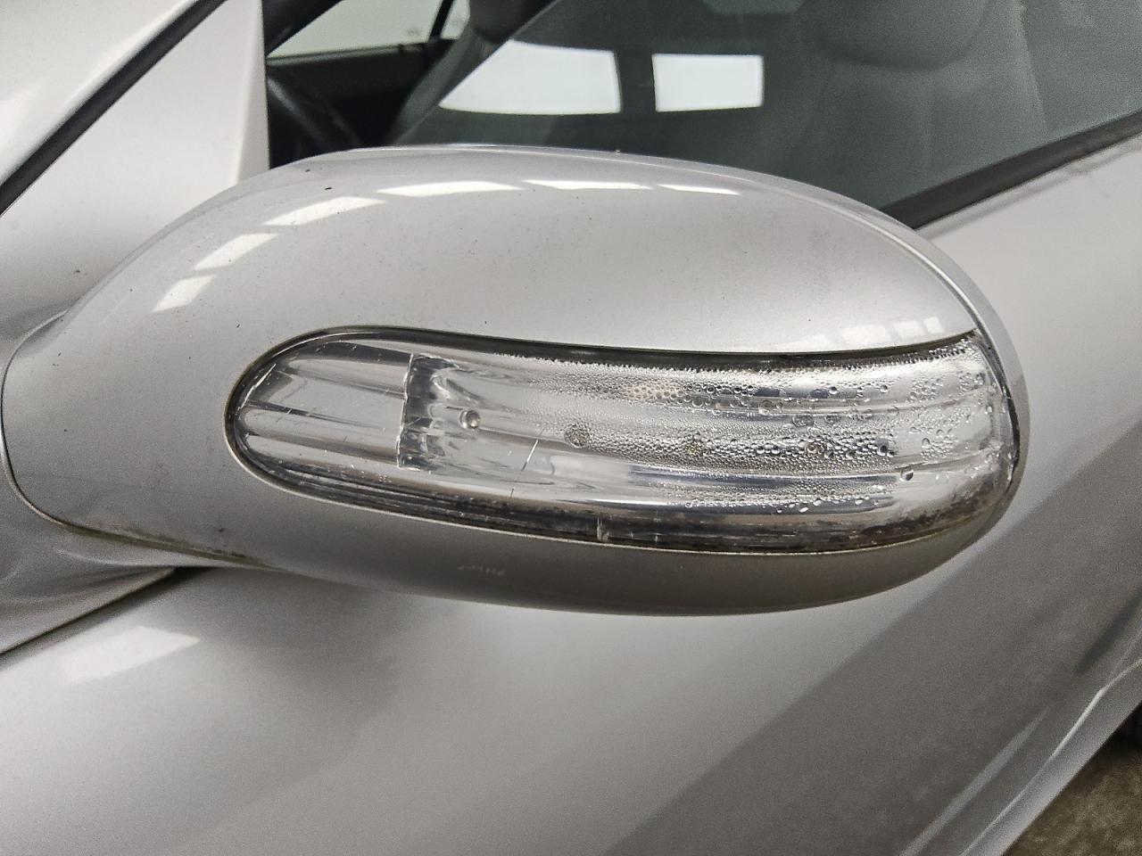 2006 Mercedes-benz Slk 280 Silver vin: WDBWK54F66F129591 Damage: Lf Mirror Cover, Cracked, 4 To 5 Inches