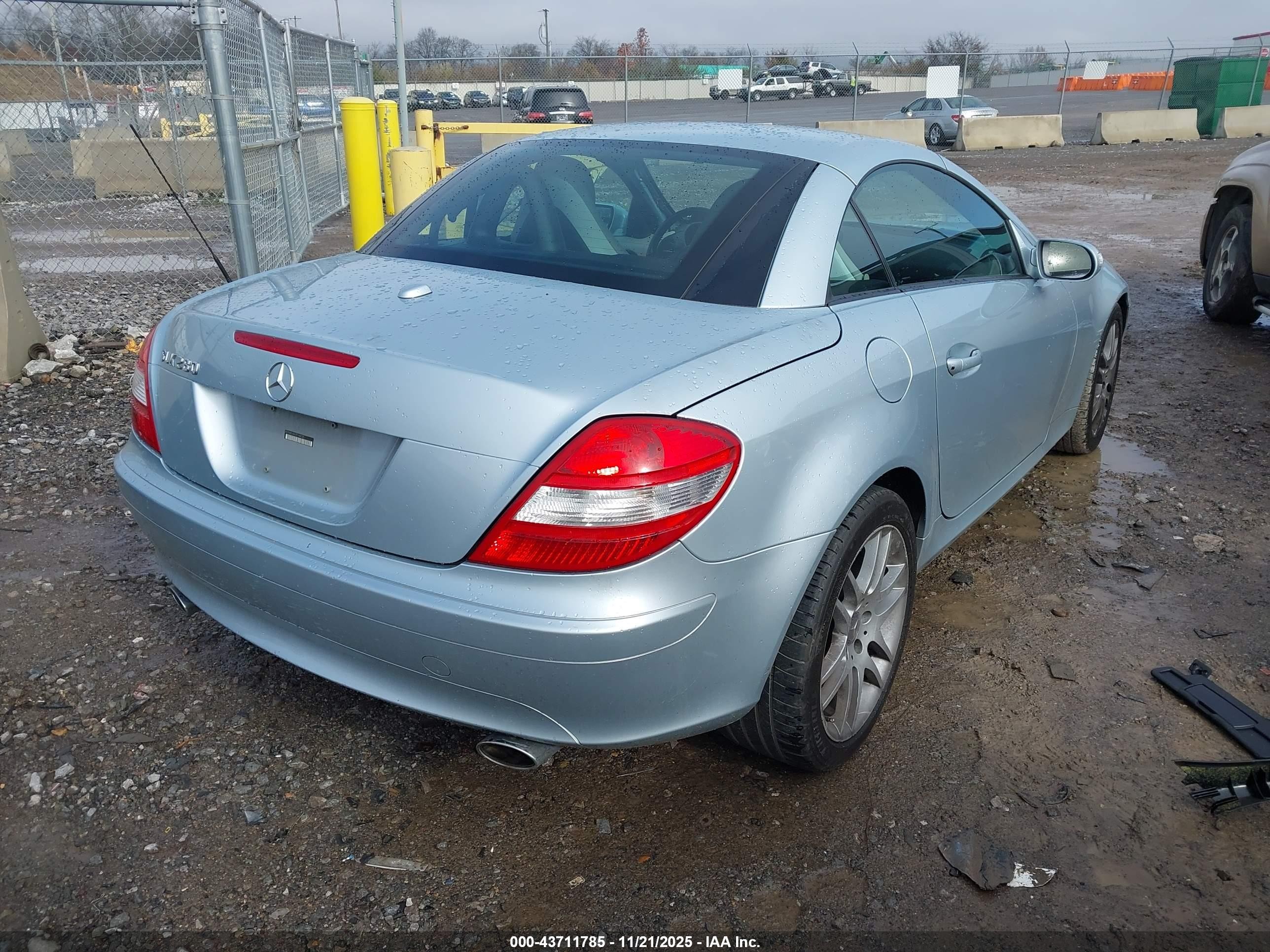 2007 Mercedes-benz Slk 280   Light Blue vin: WDBWK54F67F148725