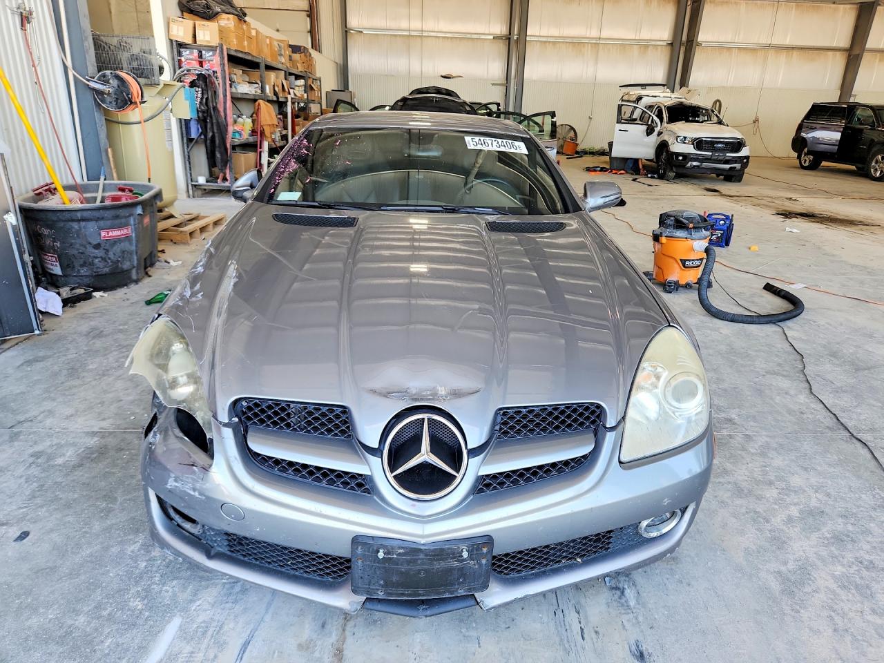 2009 Mercedes-benz Slk 300 Silver vin: WDBWK54F69F190699