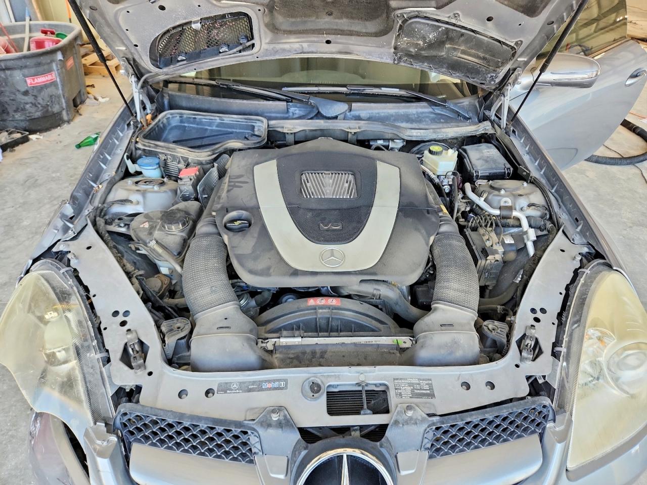 2009 Mercedes-benz Slk 300 Silver vin: WDBWK54F69F190699