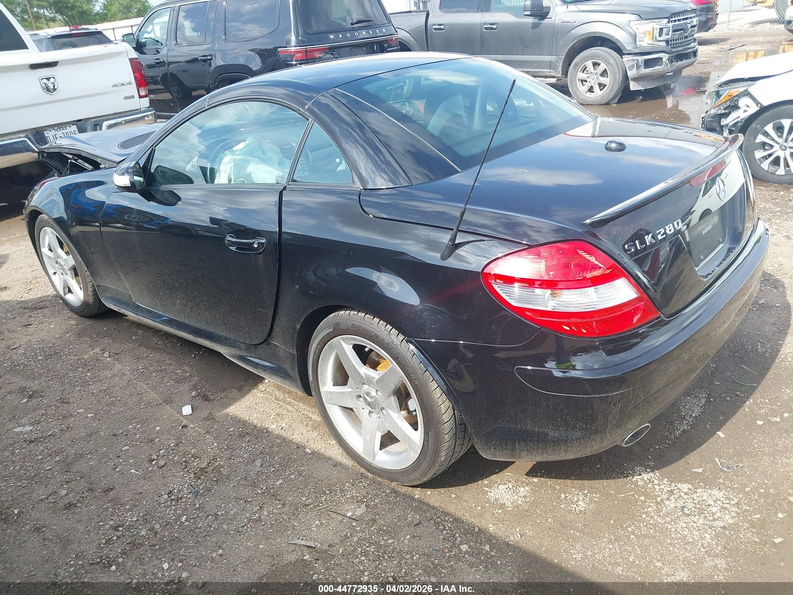 2007 Mercedes-benz Slk 280   Black vin: WDBWK54F77F142206