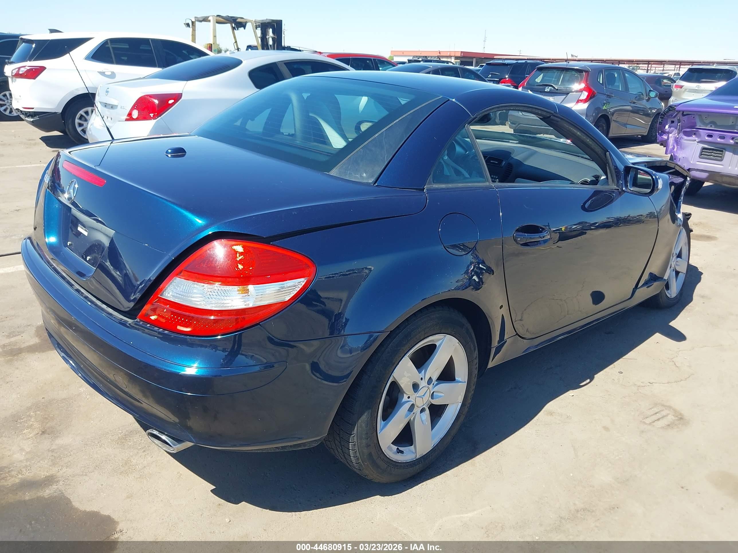 2007 Mercedes-benz Slk 280   Blue vin: WDBWK54F77F149673