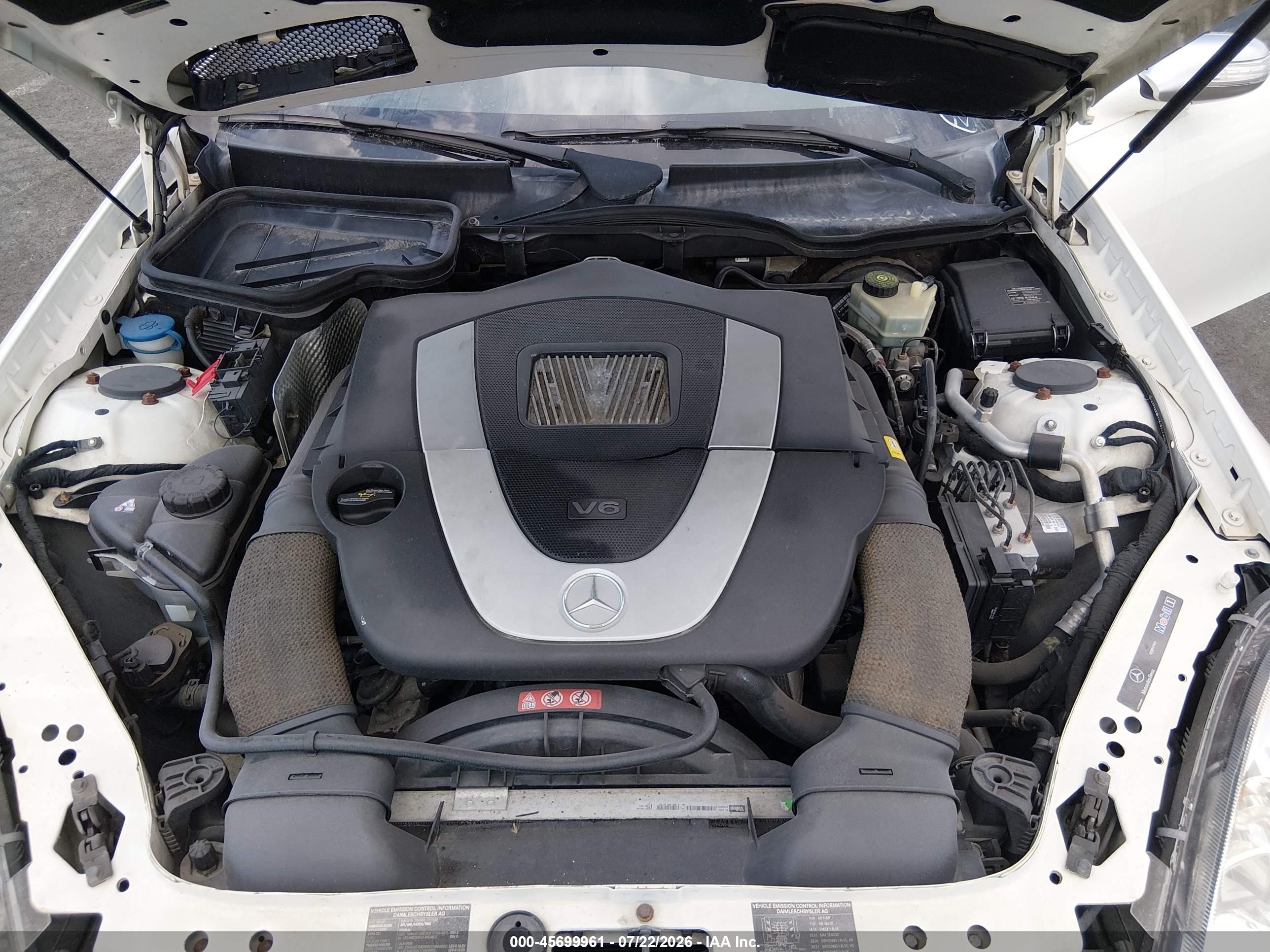 2007 Mercedes-benz Slk 280   White vin: WDBWK54F87F137497