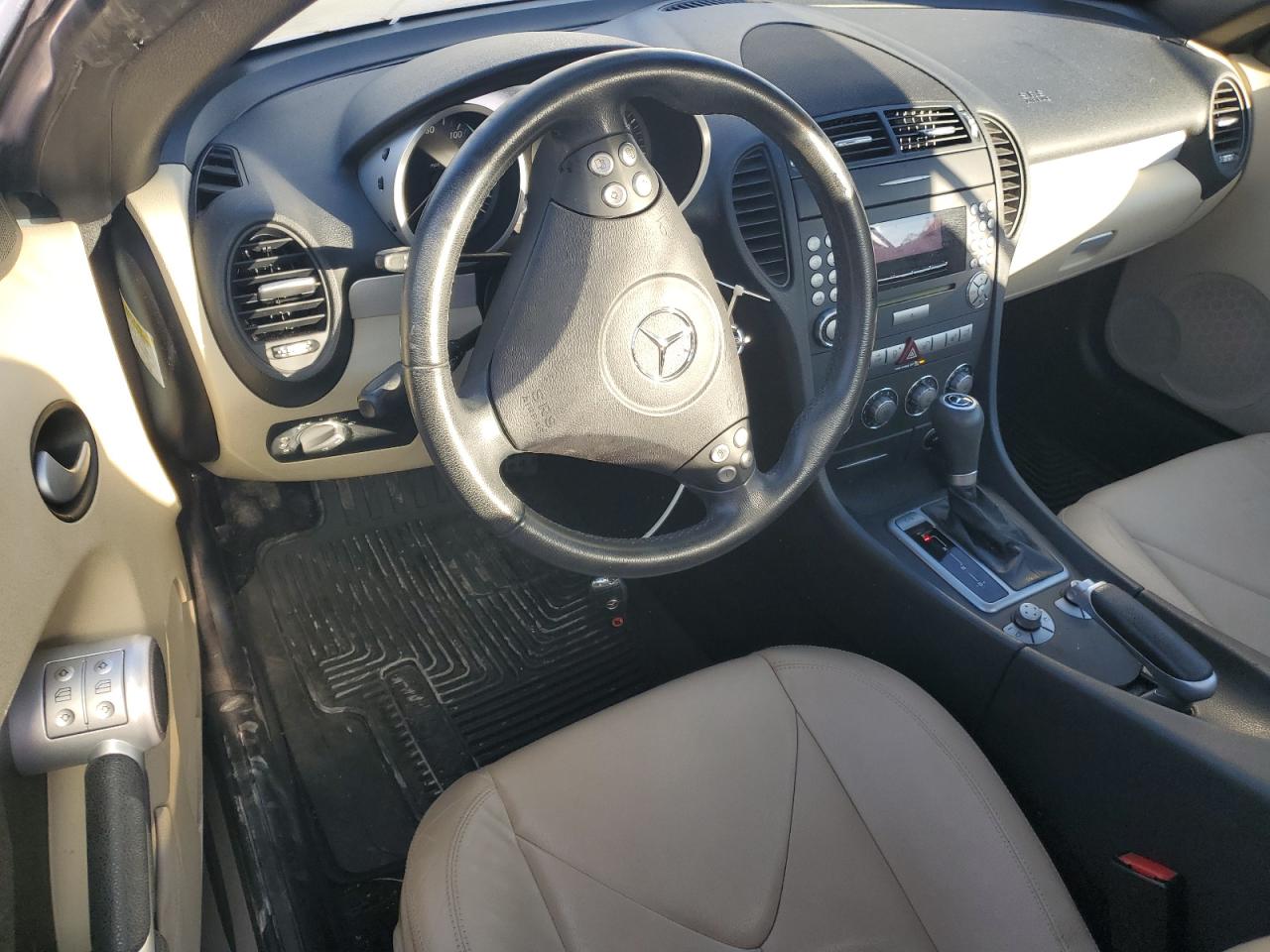 2007 Mercedes-benz Slk 280 Silver vin: WDBWK54F87F146801