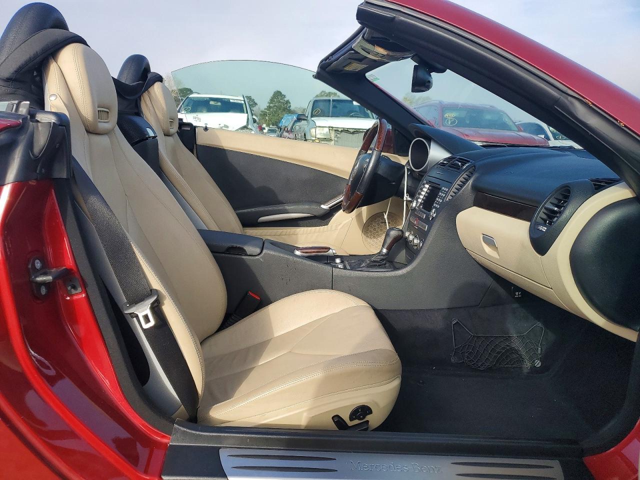 2007 Mercedes-benz Slk 280 Red vin: WDBWK54F87F158463