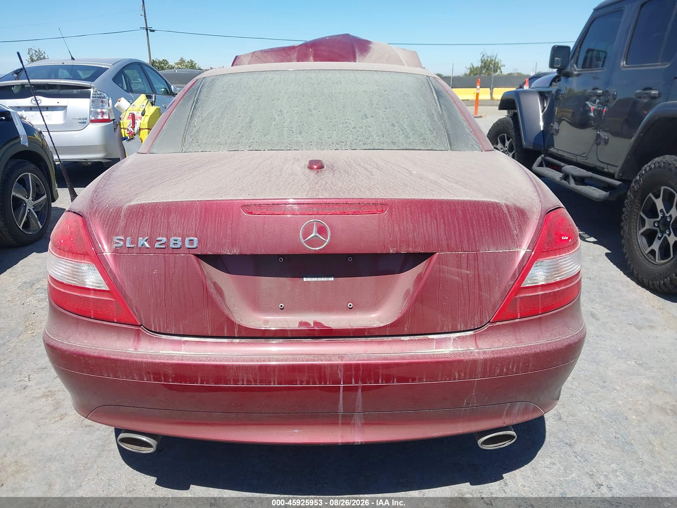 2007 Mercedes-benz Slk 280 Red vin: WDBWK54F97F137735