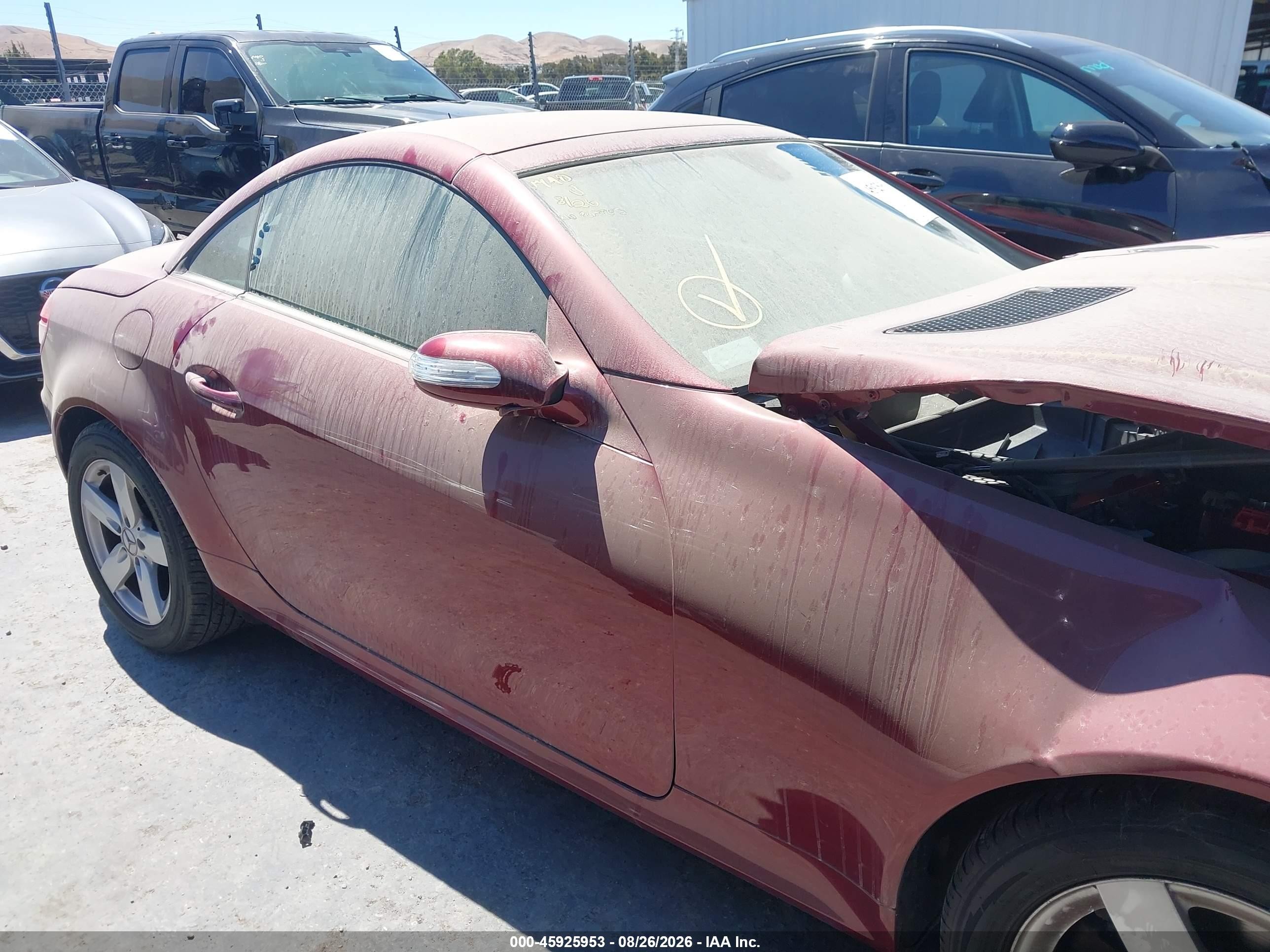2007 Mercedes-benz Slk 280 Red vin: WDBWK54F97F137735