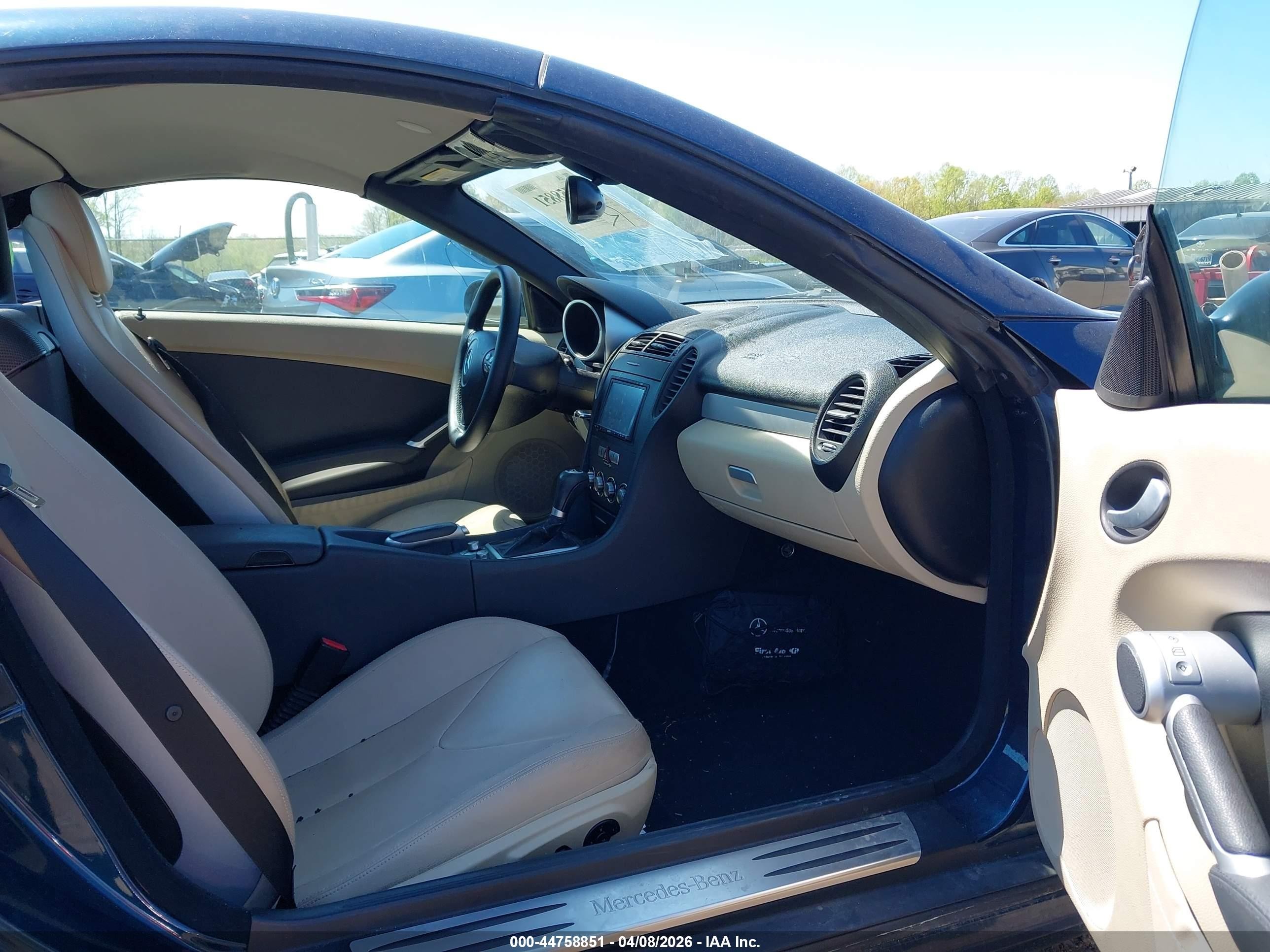 2007 Mercedes-benz Slk 280   Blue vin: WDBWK54F97F160299