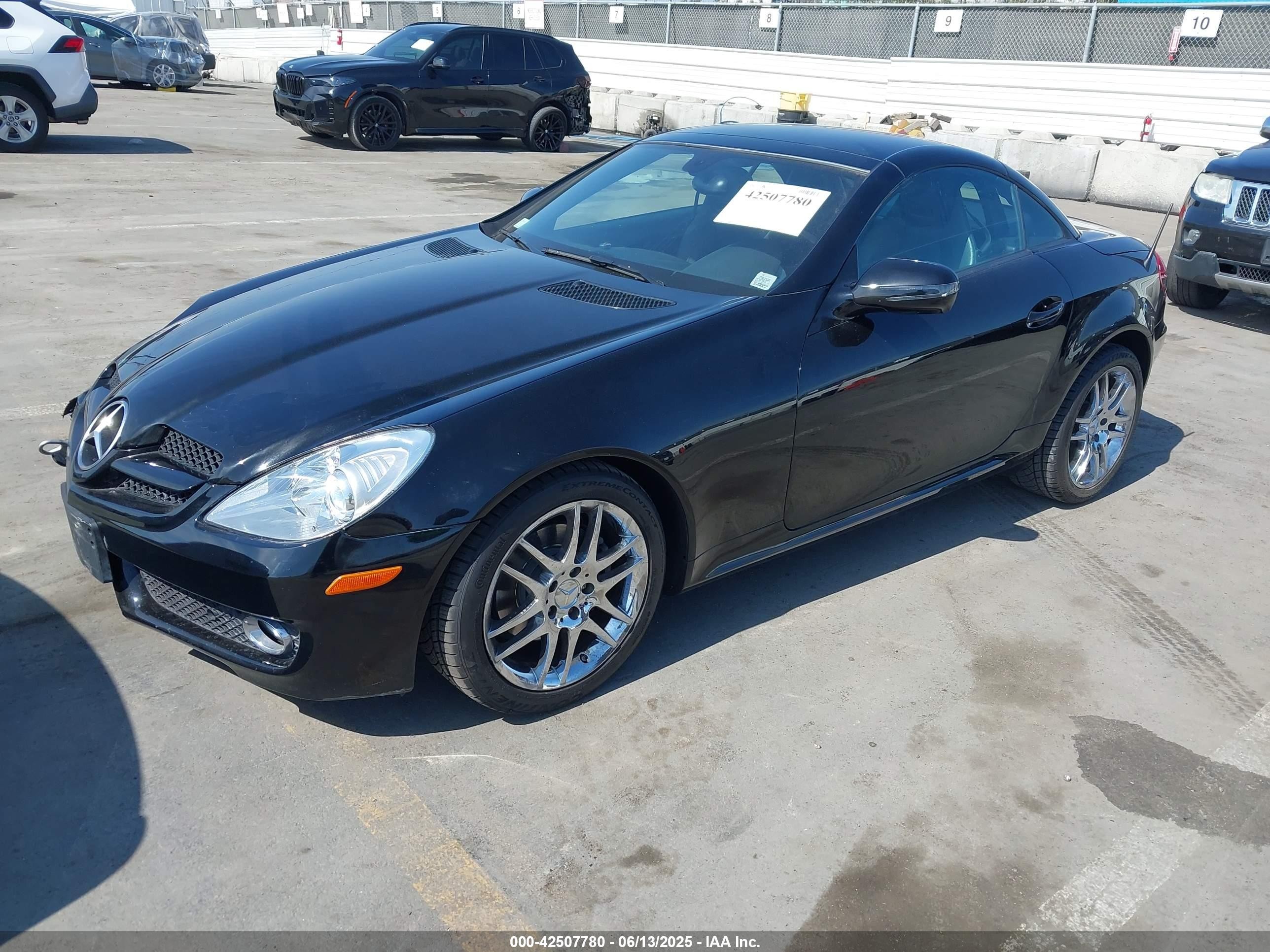 2009 Mercedes-benz Slk 300   Black vin: WDBWK54F99F190244