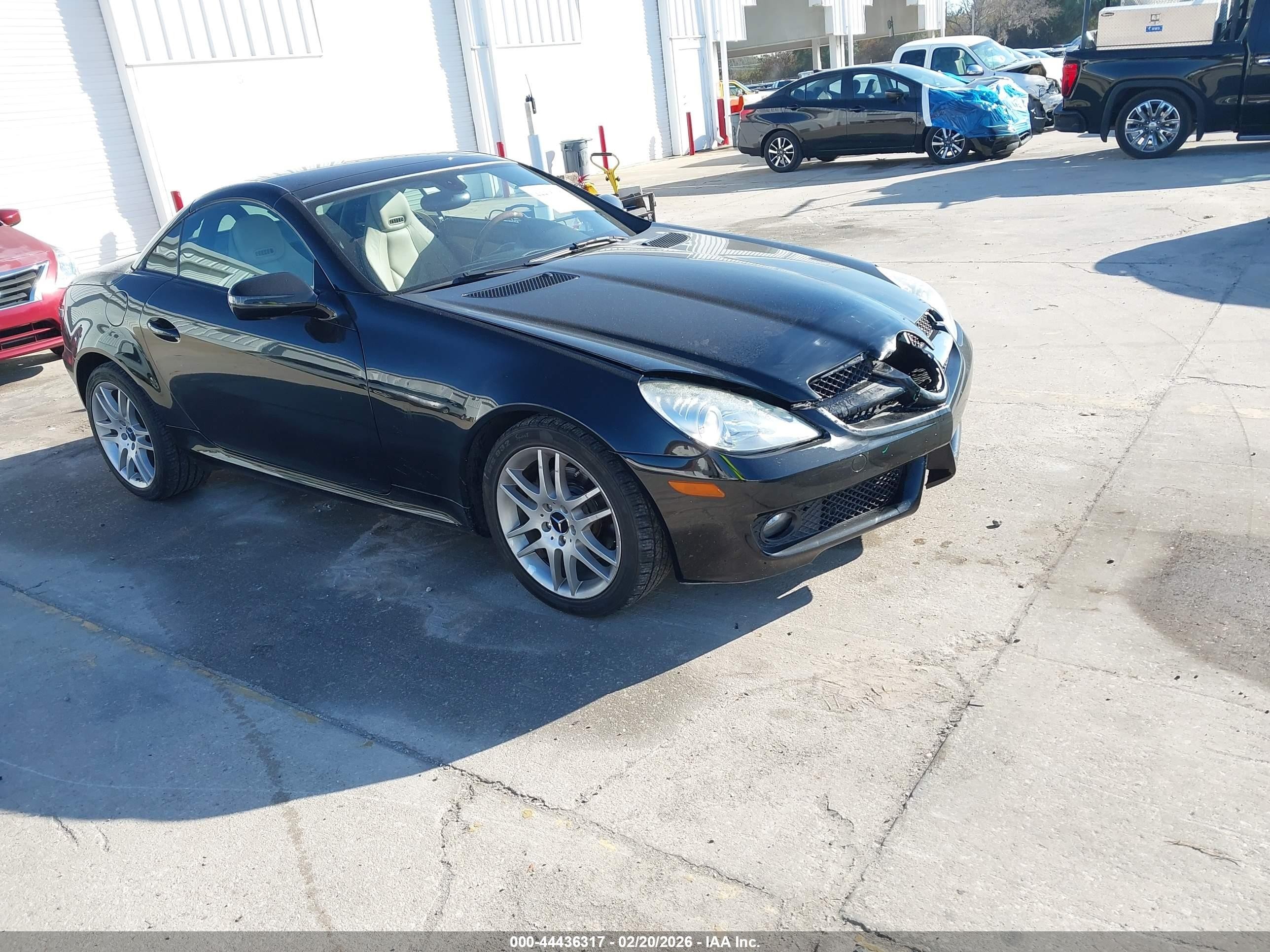 2009 Mercedes-benz Slk 300   Black vin: WDBWK54F99F208788