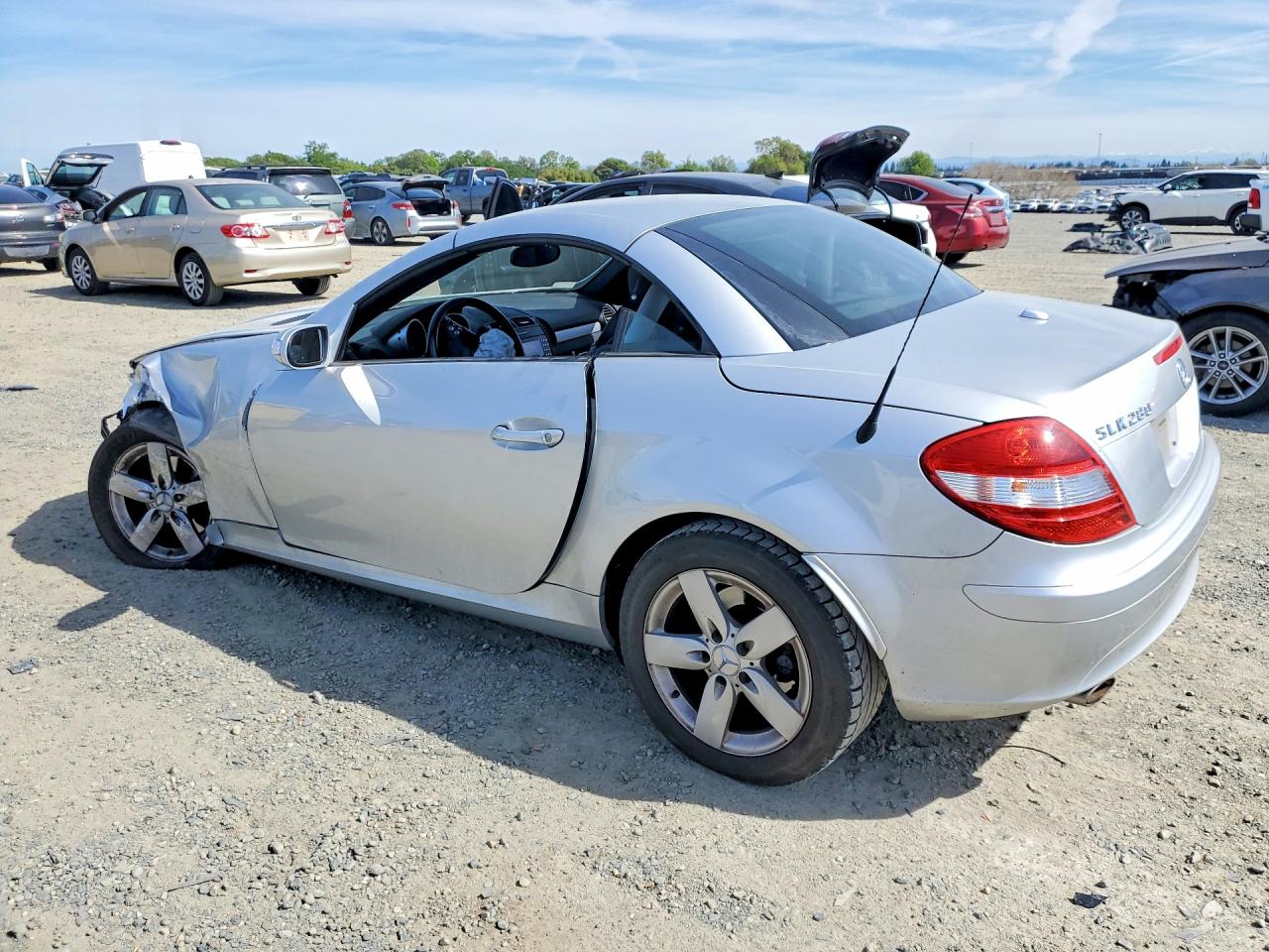 2006 Mercedes Benz Slk Silver vin: WDBWK54FX6F076751