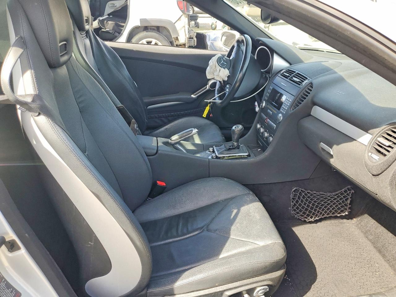 2006 Mercedes Benz Slk Silver vin: WDBWK54FX6F076751