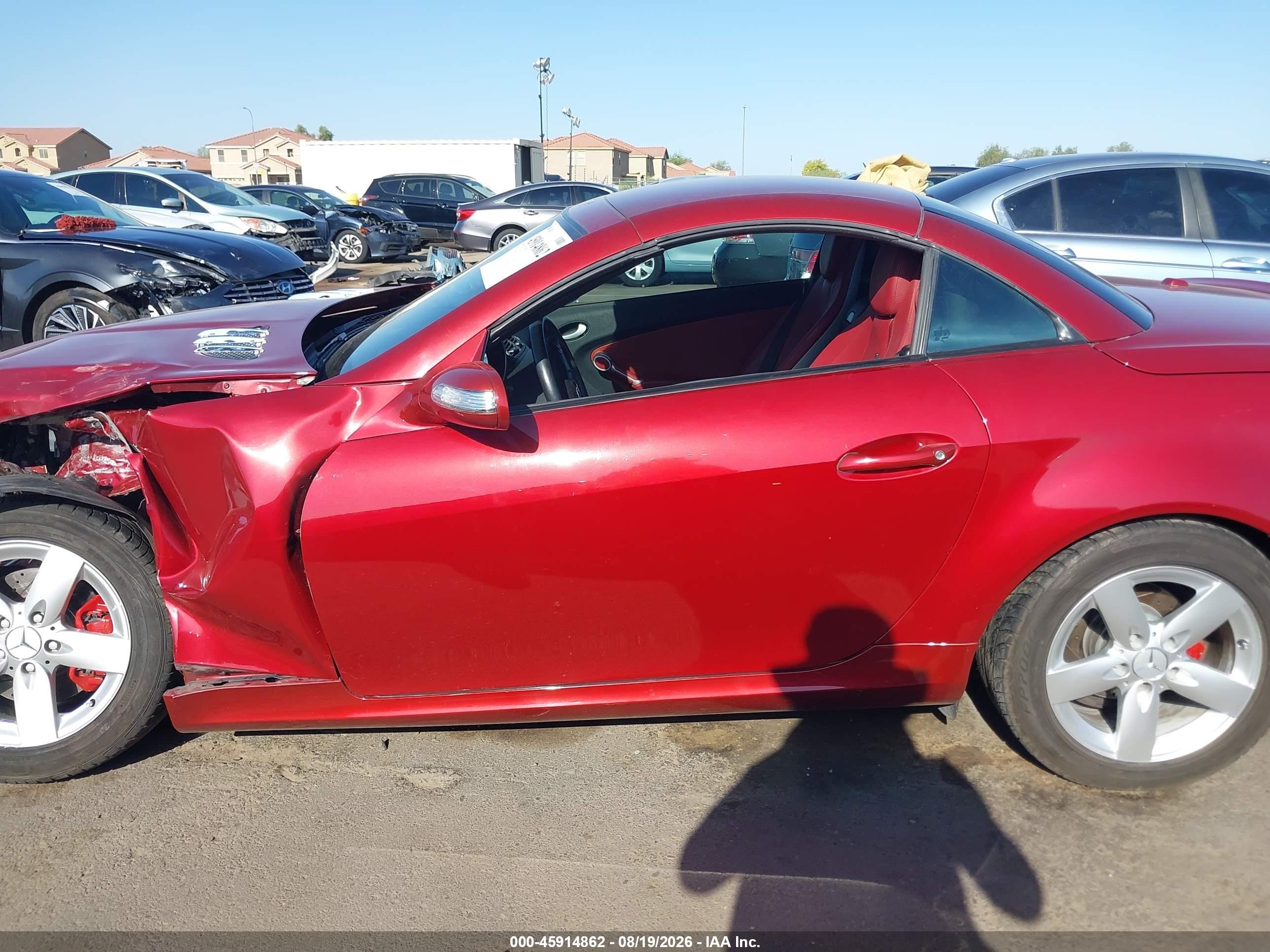2006 Mercedes-benz Slk 280   Red vin: WDBWK54FX6F099169