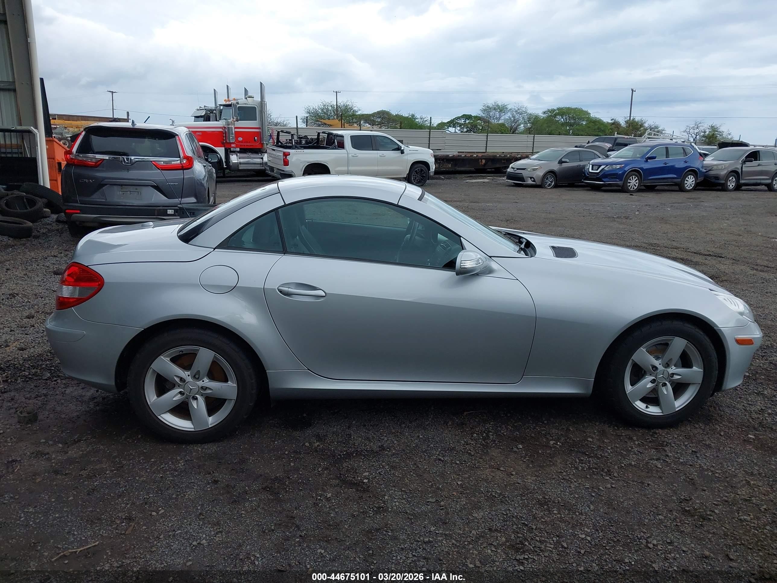 2007 Mercedes-benz Slk 280   Silver vin: WDBWK54FX7F146797